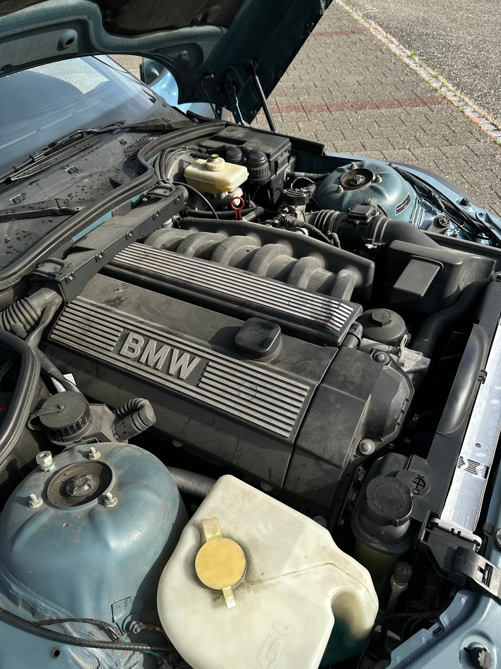 BMW Z3 2.8i Roadster-image-9