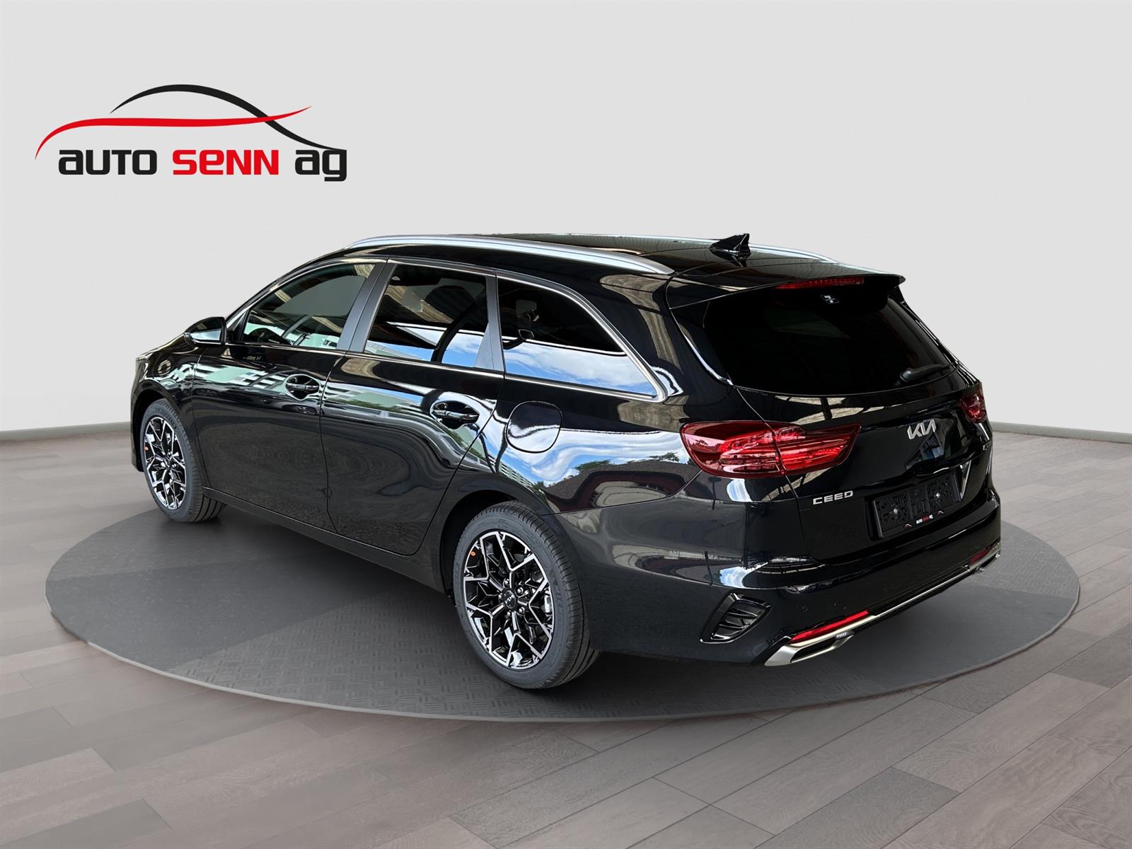 KIA Ceed SW 1.5 T-GDi MHEV GT-Line-showroom-element-2