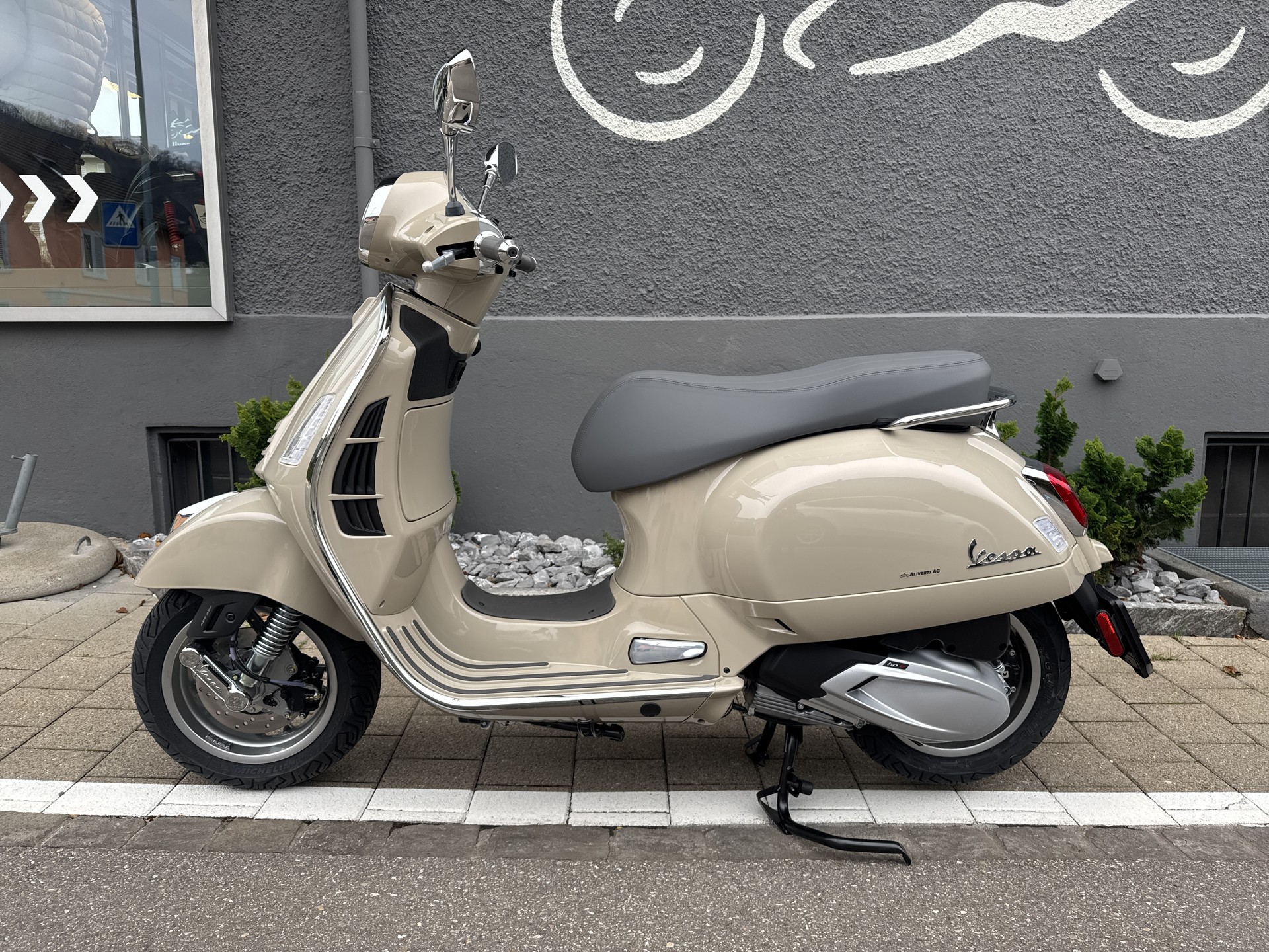 PIAGGIO Vespa GTS 310 RST Euro 5+-image-2