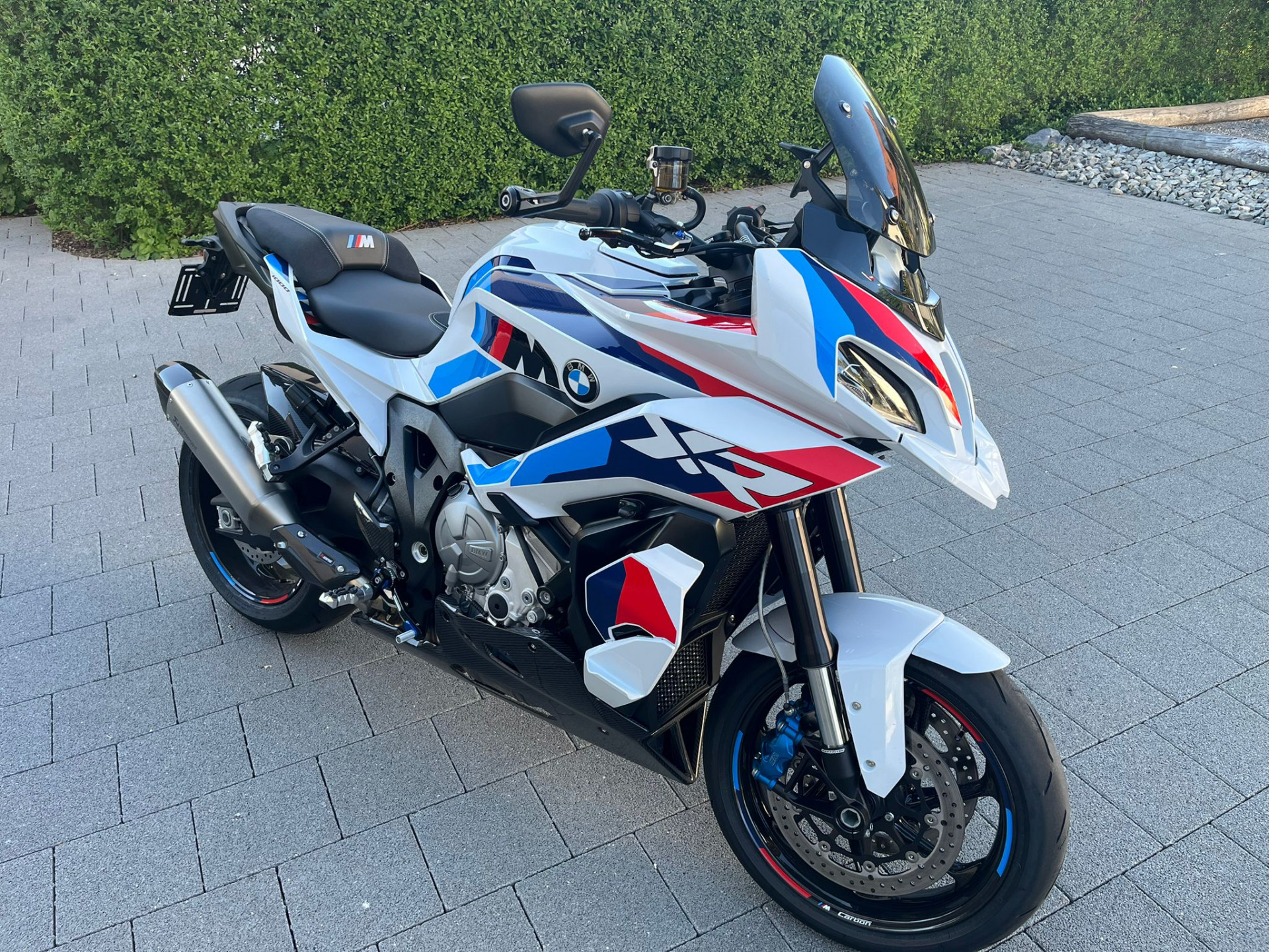 BMW M 1000 XR-image-0