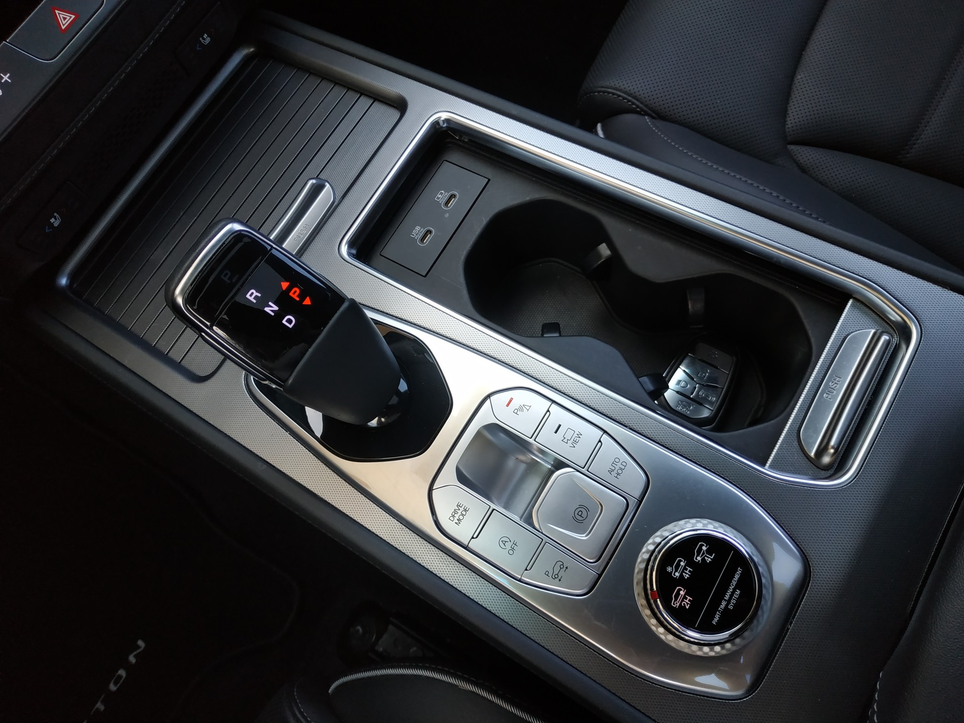 KGM-SsangYong Rexton 2.2 CRDi Blackline 4WD AT-image-16