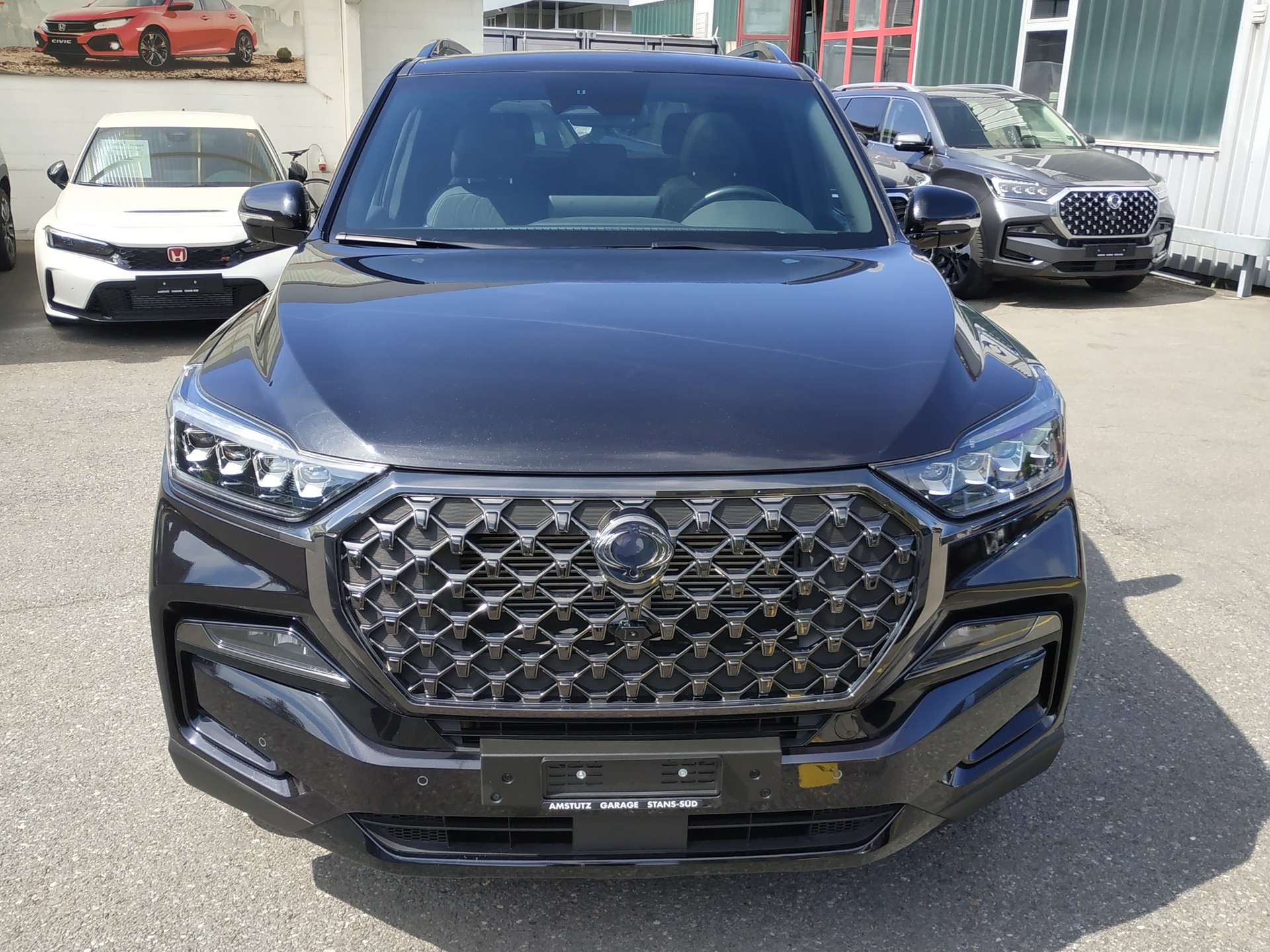 KGM-SsangYong Rexton 2.2 CRDi Blackline 4WD AT-showroom-element-2