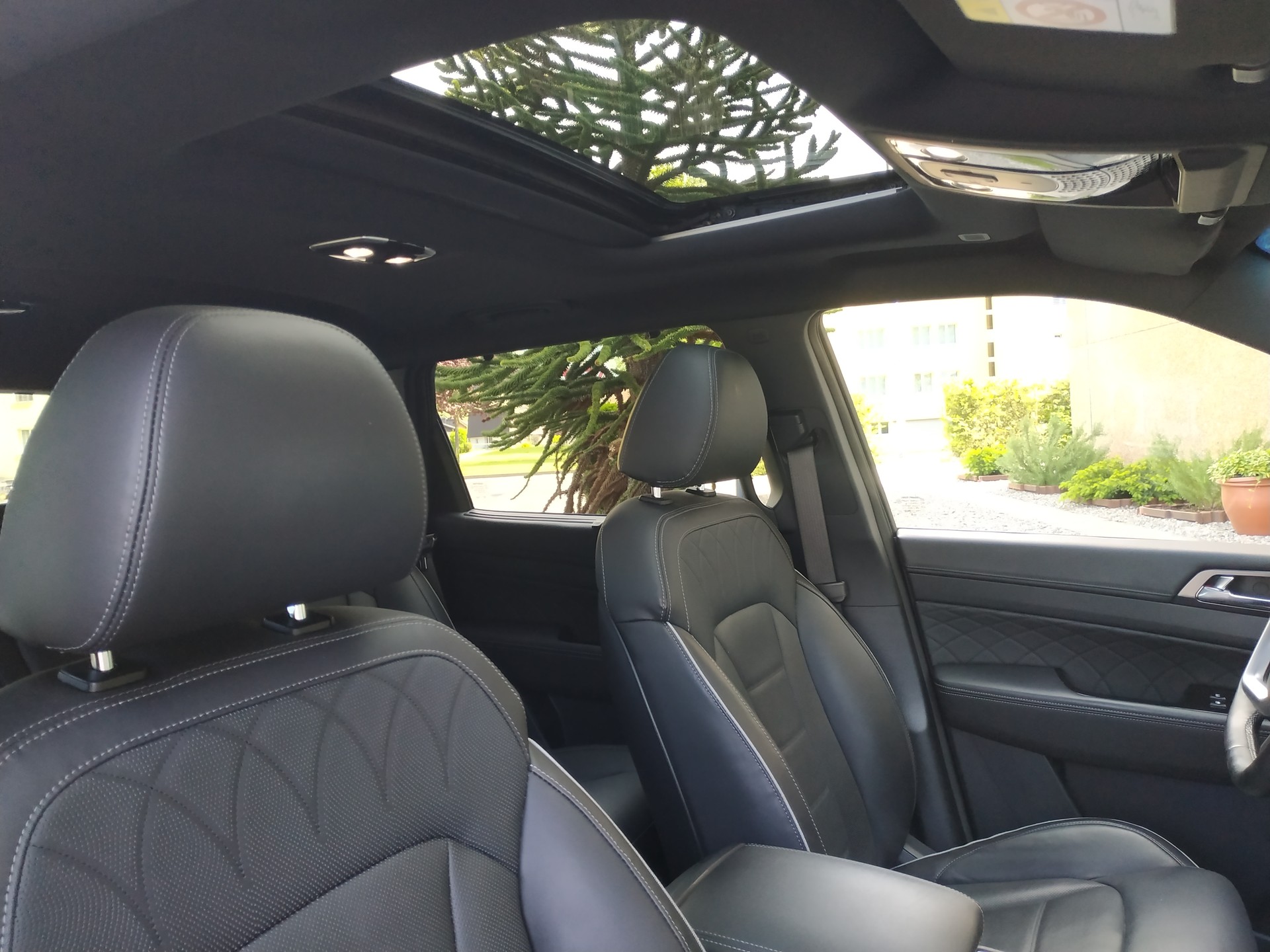 KGM-SsangYong Rexton 2.2 CRDi Blackline 4WD AT-image-19