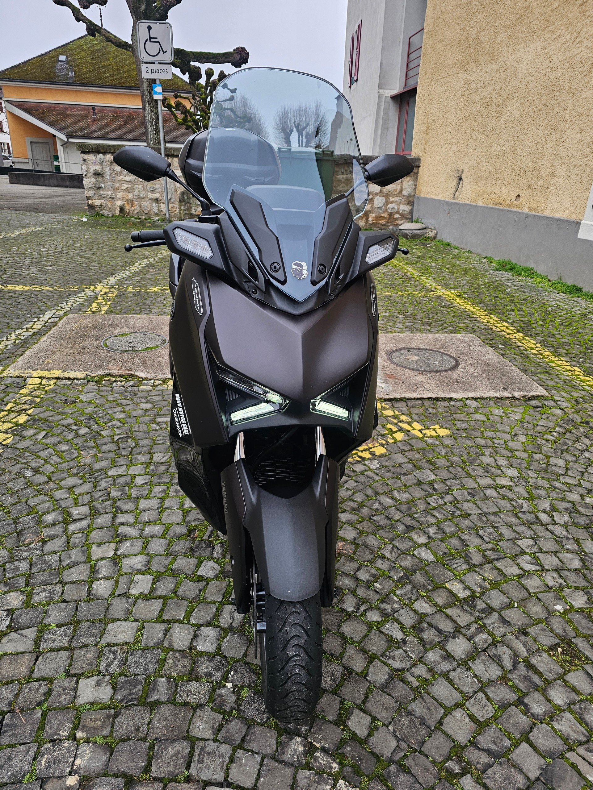 YAMAHA X-Max 300 Tech Max-image-1