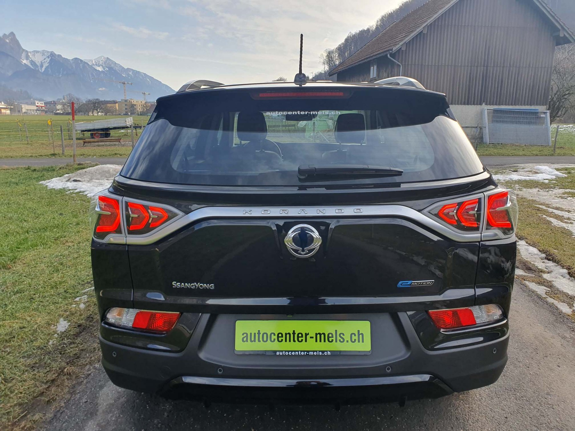 KGM-SsangYong E-Korando Titanium 100% Elektro-image-5