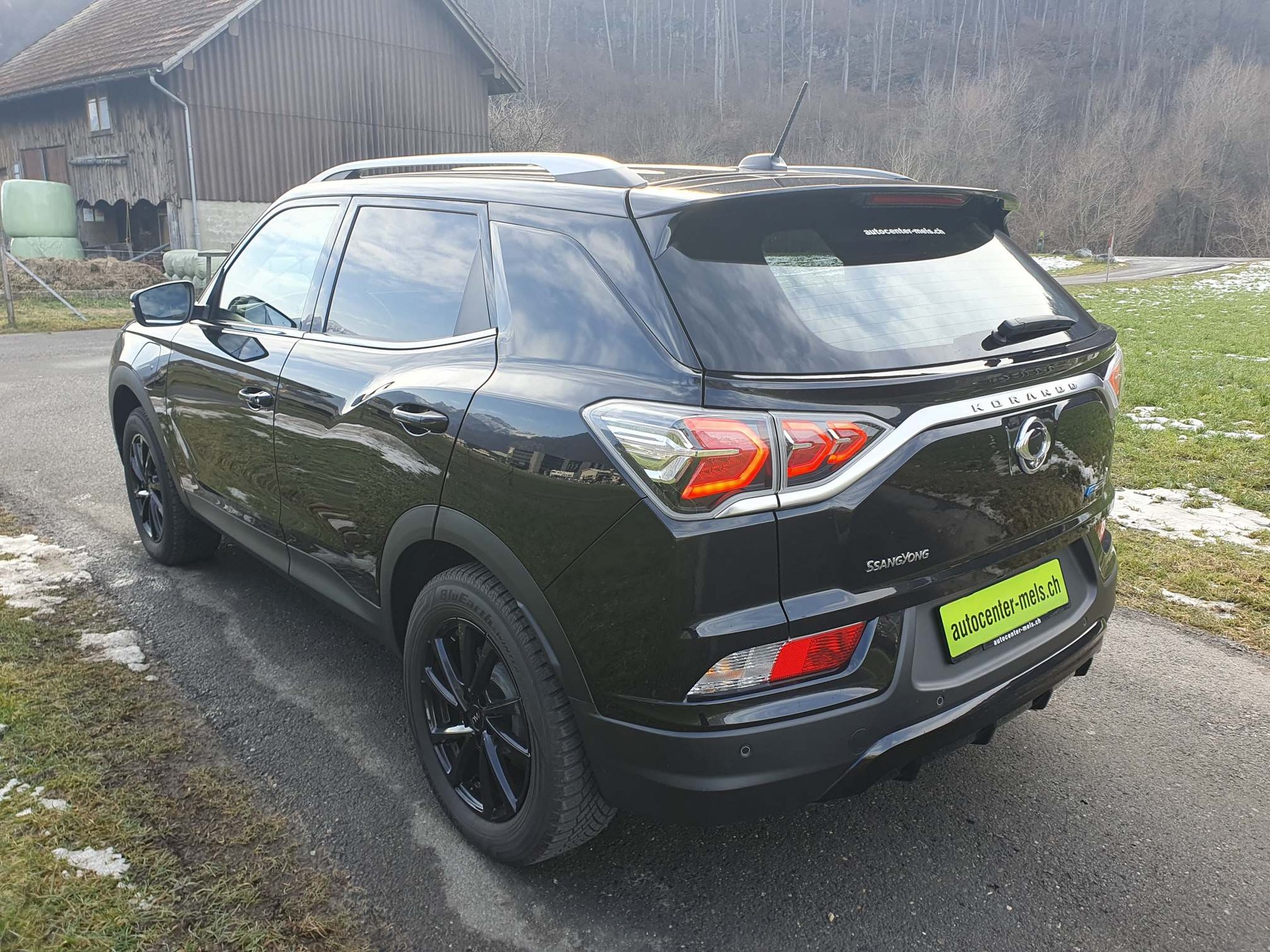 KGM-SsangYong E-Korando Titanium 100% Elektro-image-4
