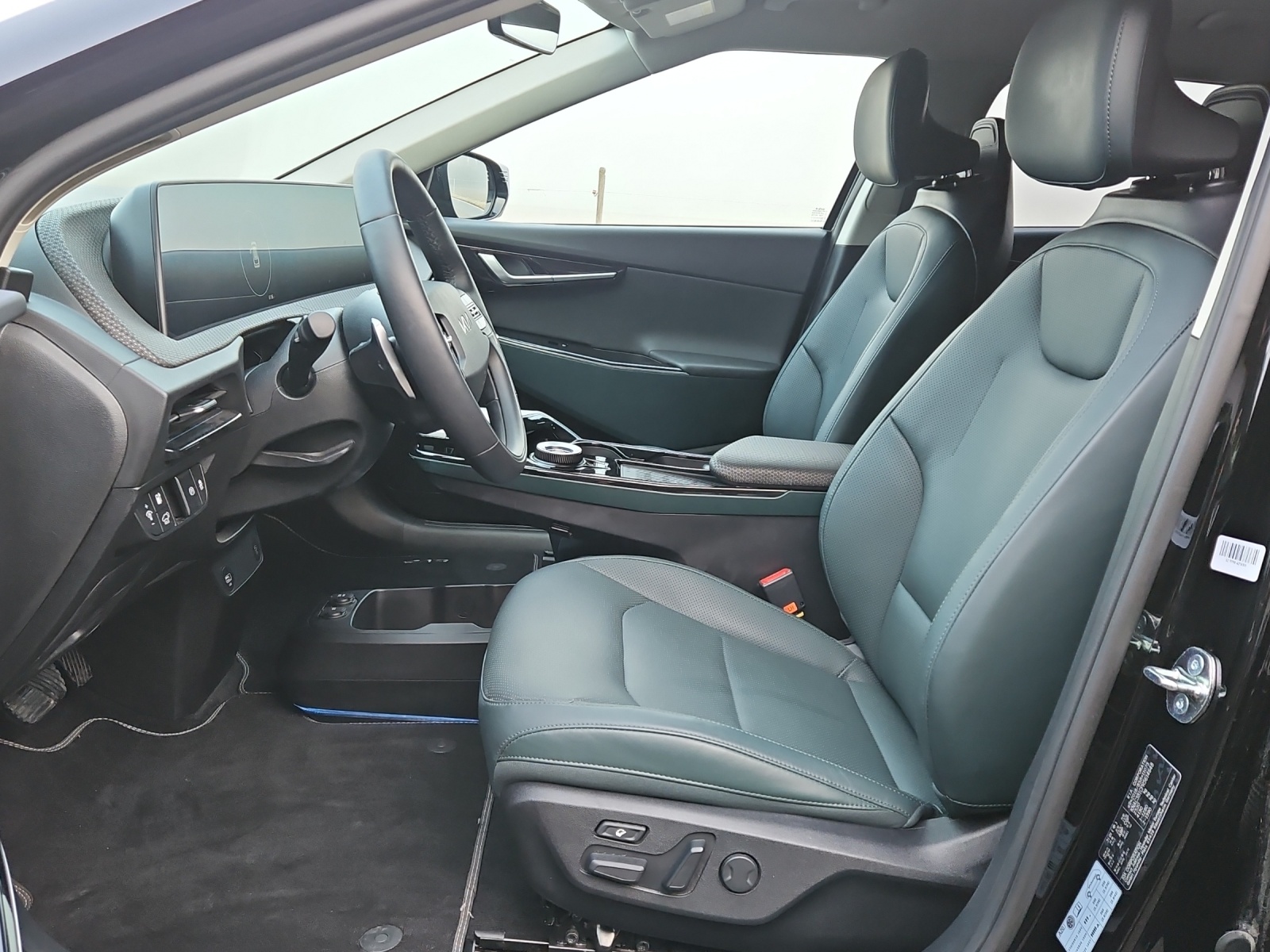 KIA EV6 77 kWh 4x4-image-6