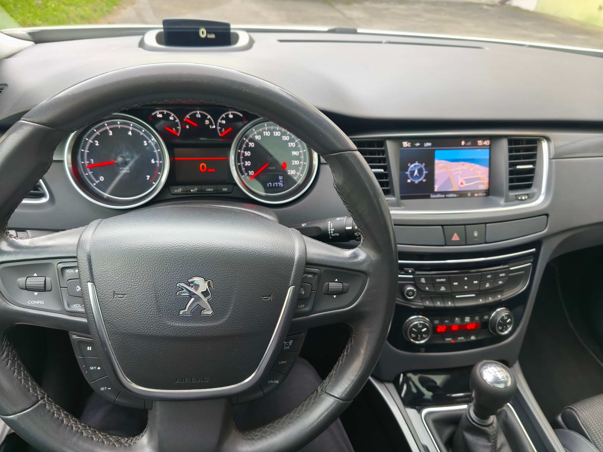 PEUGEOT 508 SW 1.6 16V T Business-image-9