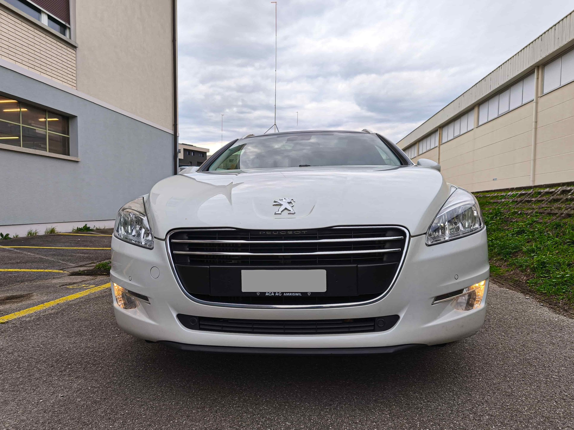 PEUGEOT 508 SW 1.6 16V T Business-image-1