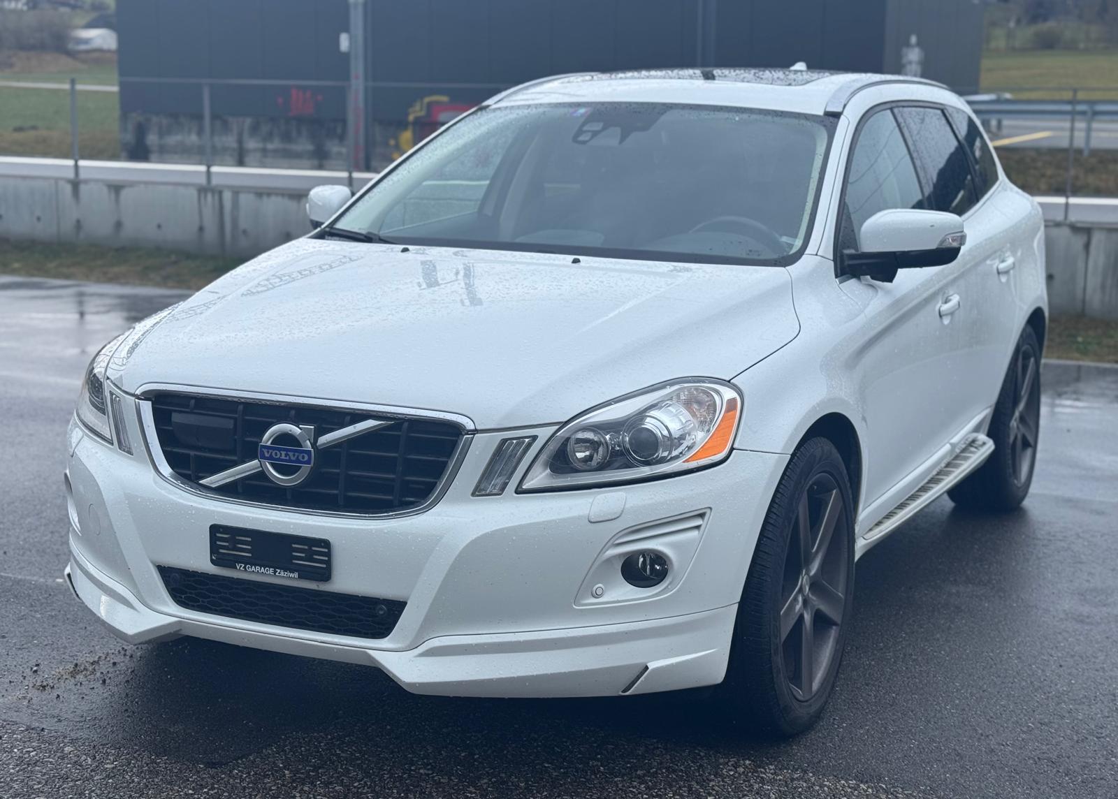 VOLVO XC60 D5 AWD Kinetic Geartronic