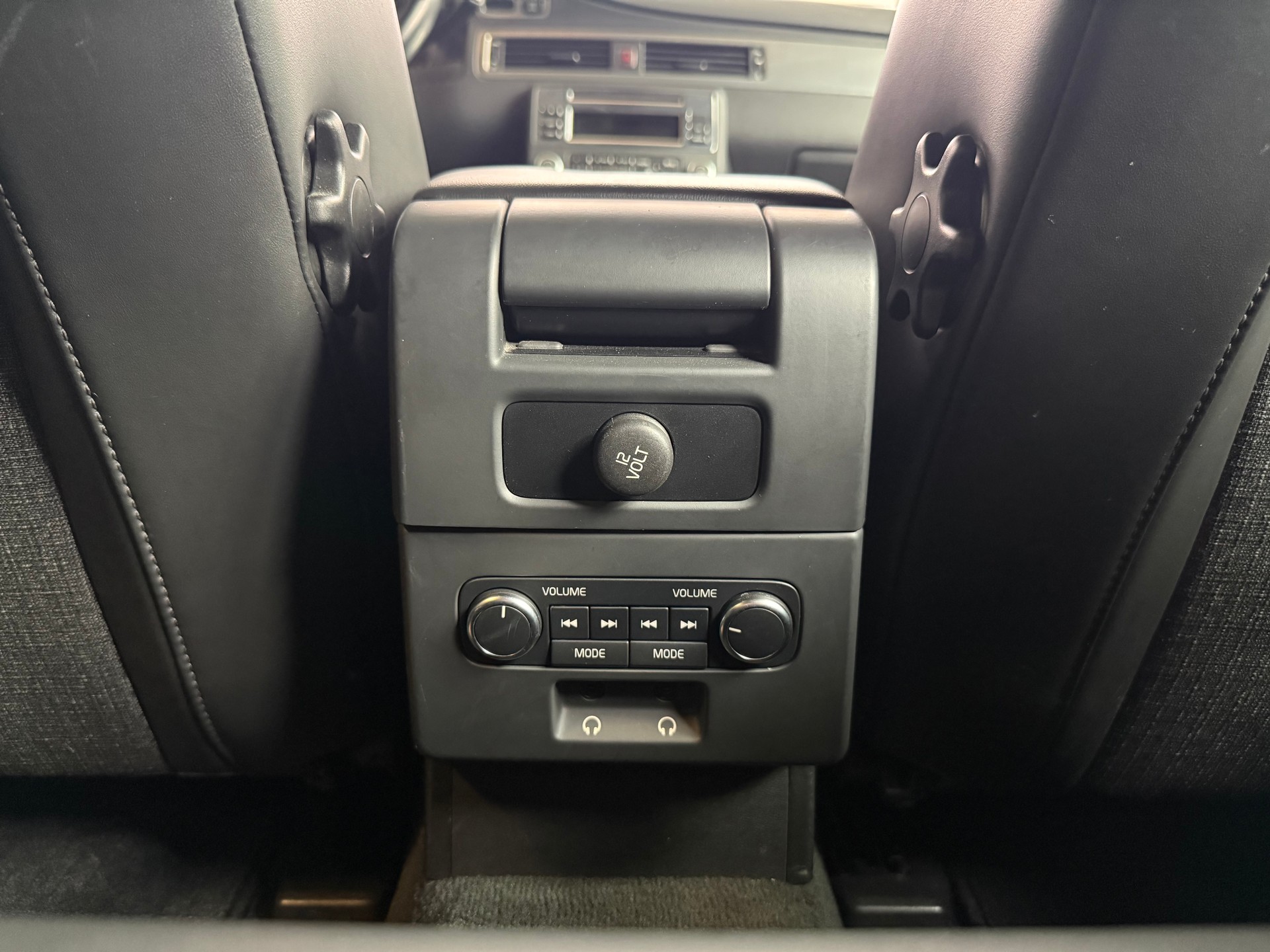 VOLVO XC70 D5 Kinetic-image-14