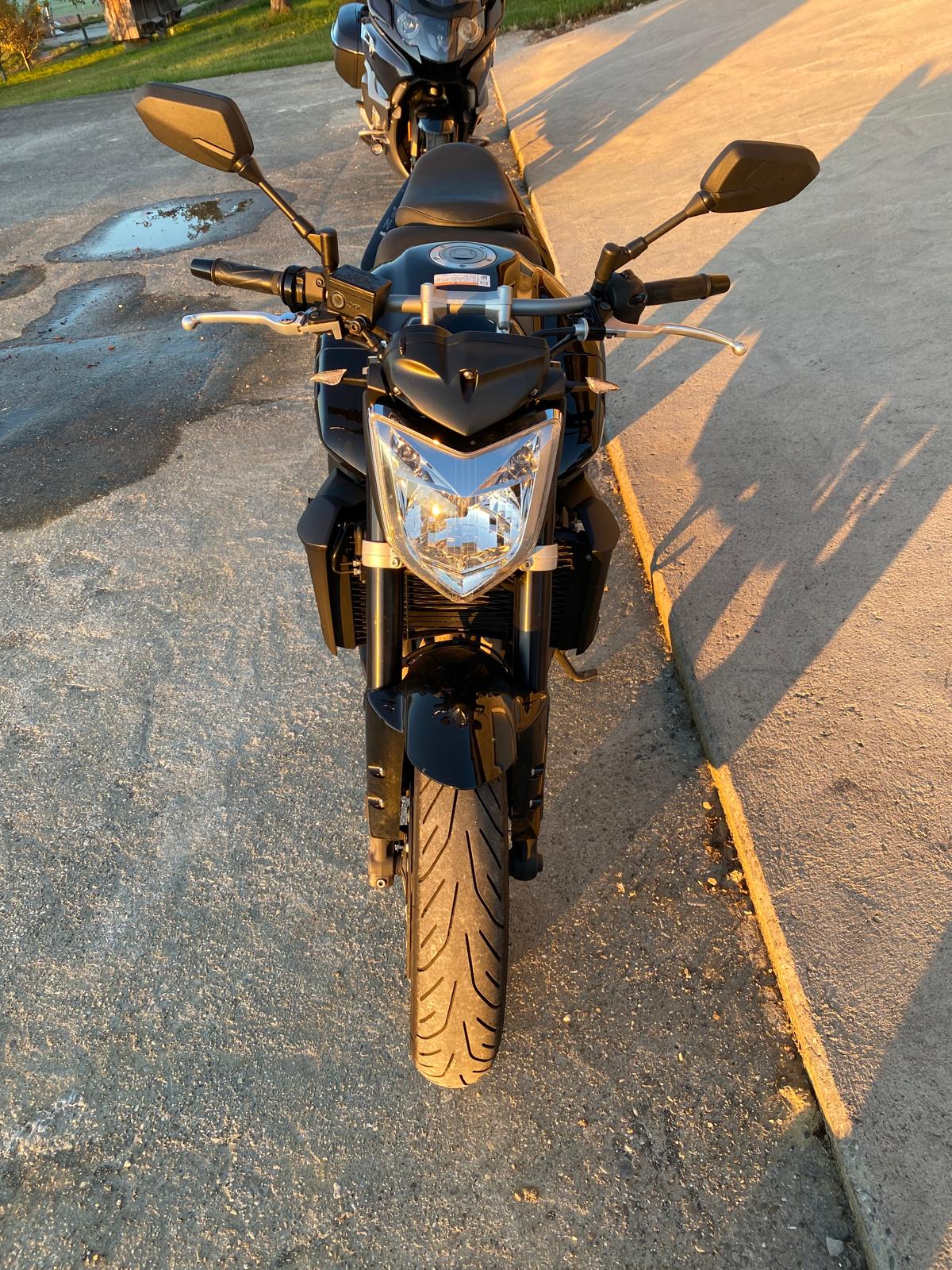 YAMAHA FZ1 N ABS-image-1