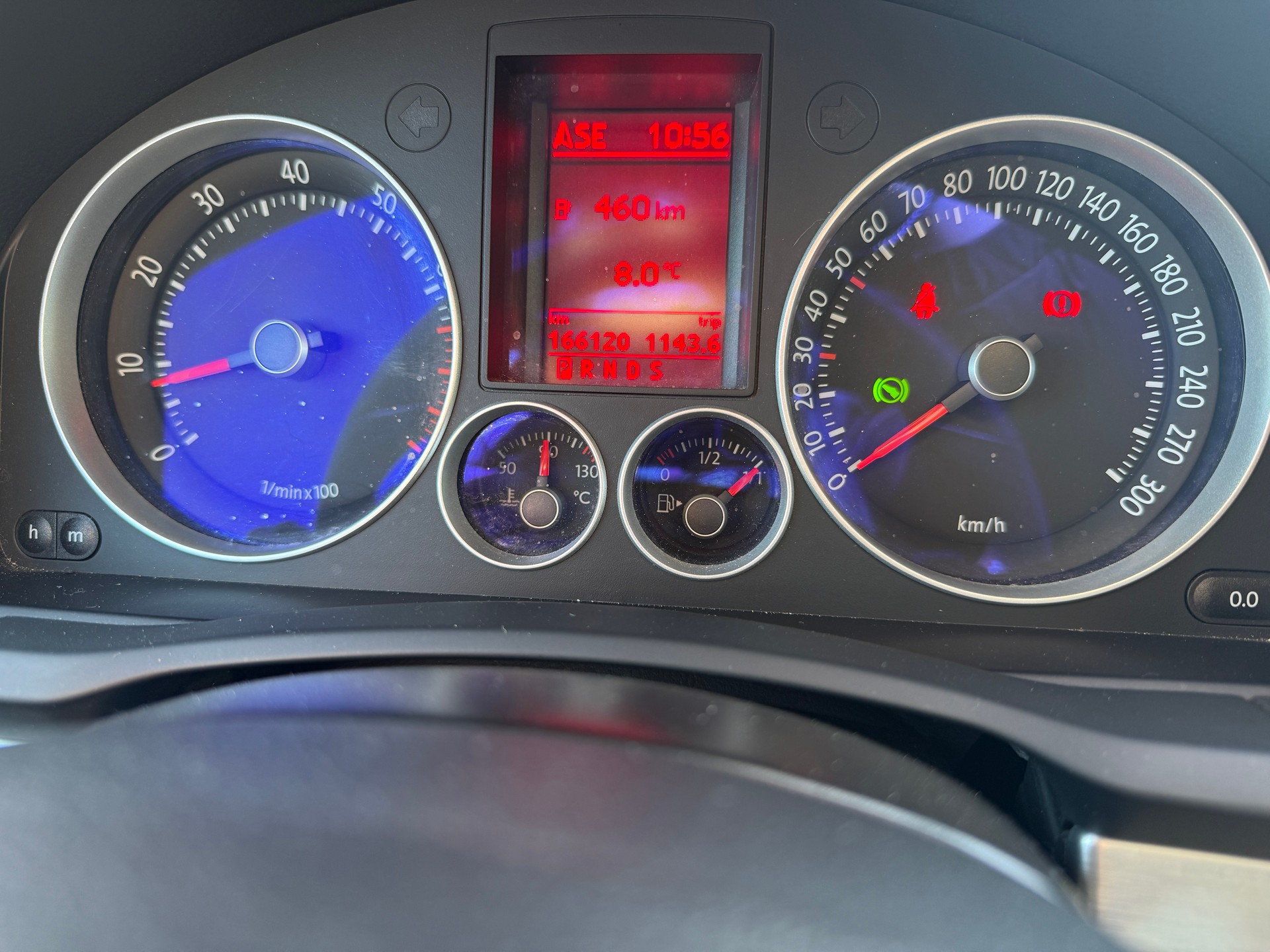 VW Golf 2.0 TFSI GTI Edition 30 DSG-image-10