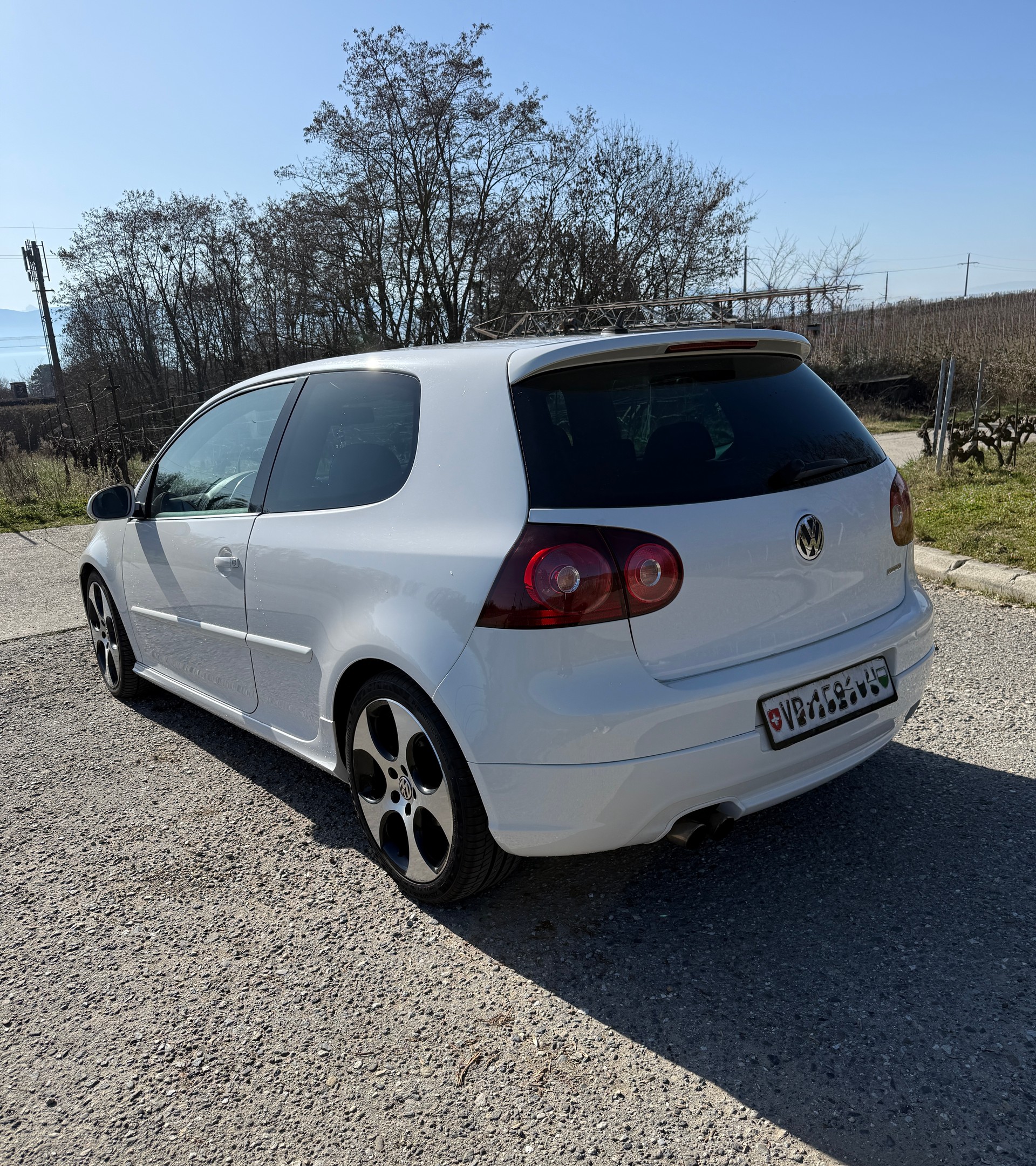 VW Golf 2.0 TFSI GTI Edition 30 DSG-image-5