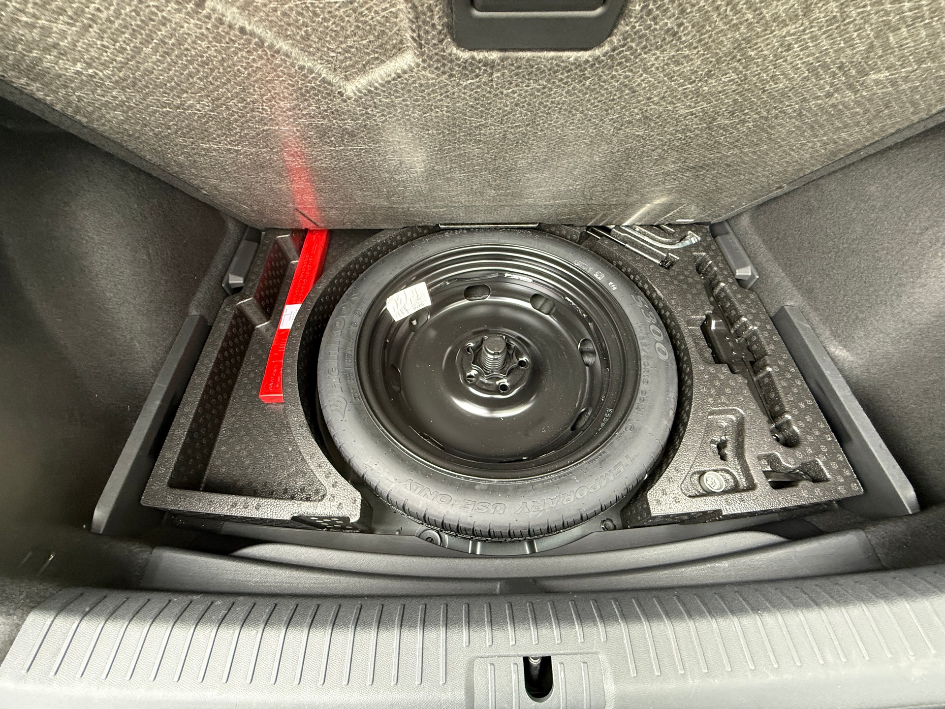 CUPRA Formentor 2.0TSI VZ 4Drive DSG mit Anhängerkupplung & Panoramadach-image-7
