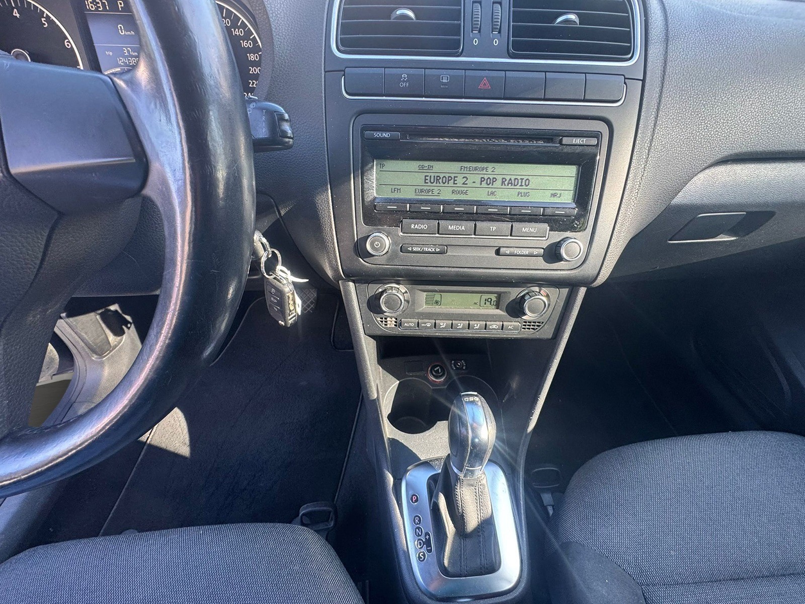 VW Polo 1.2 TSI Comfortline DSG-image-15
