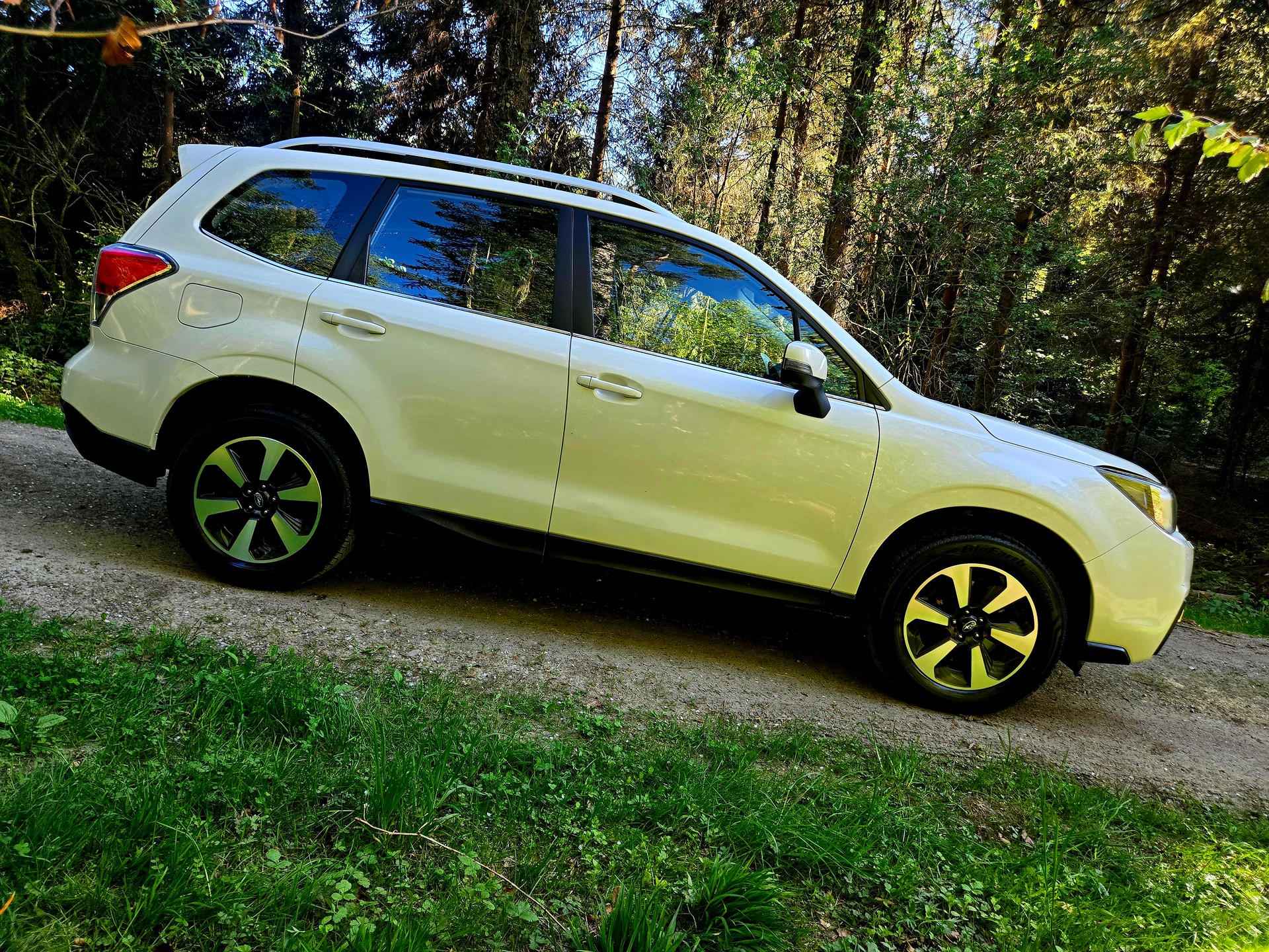 SUBARU Forester 2.0D Swiss Lineatronic-image-6