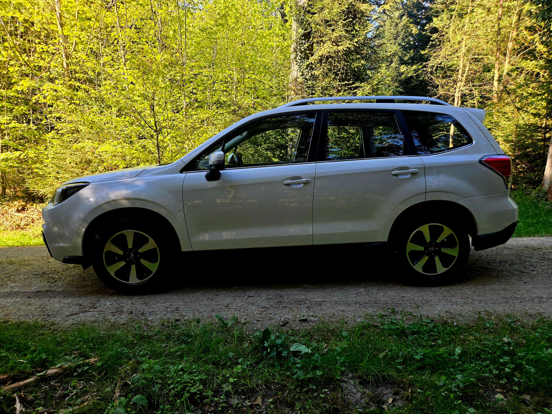 SUBARU Forester 2.0D Swiss Lineatronic-image-14