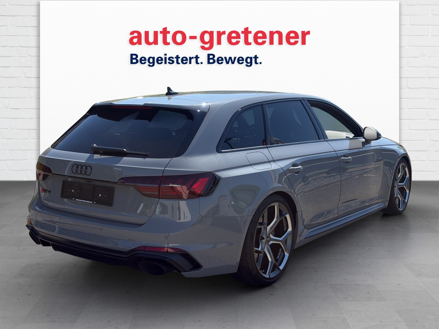 AUDI RS4 Avant 2.9 V6 TFSI 25 year edition quattro T-Tronic-showroom-element-2