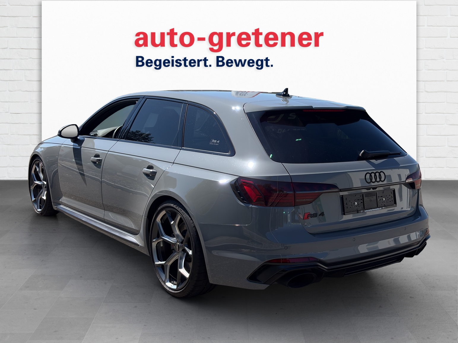 AUDI RS4 Avant 2.9 V6 TFSI 25 year edition quattro T-Tronic-showroom-element-1
