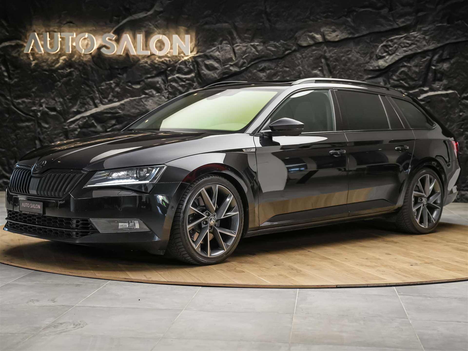 SKODA Superb Combi 2.0 TSI SportLine+ DSG 4x4 *CH-Auto*Panorama*ACC*-showroom-element-1