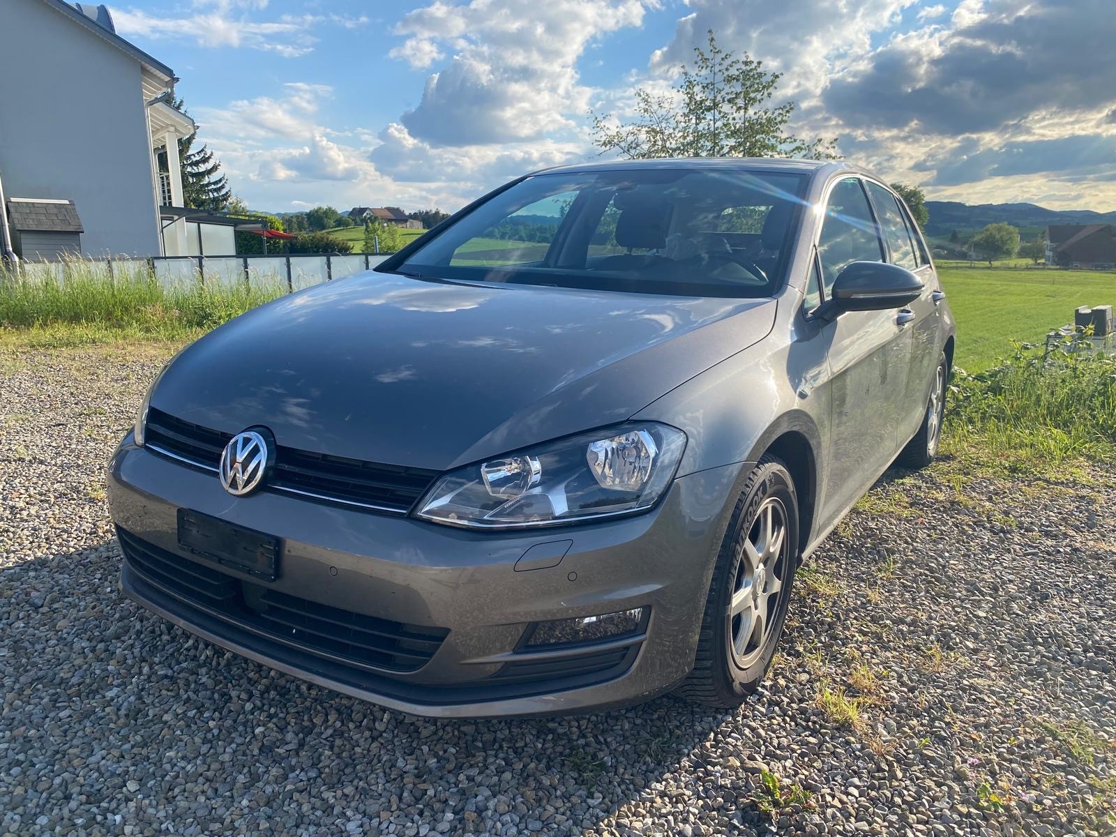 VW Golf 1.6 TDI Comfortline Start 4Motion-image-1