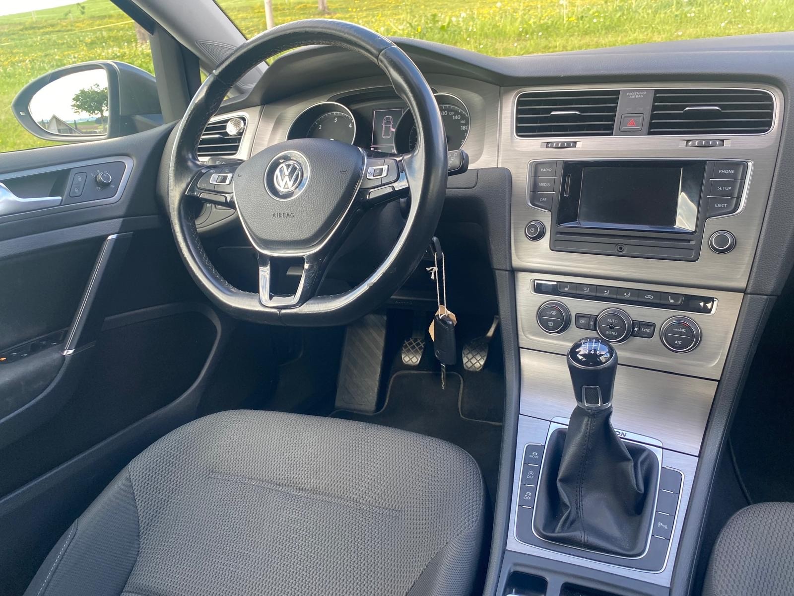 VW Golf 1.6 TDI Comfortline Start 4Motion-image-6