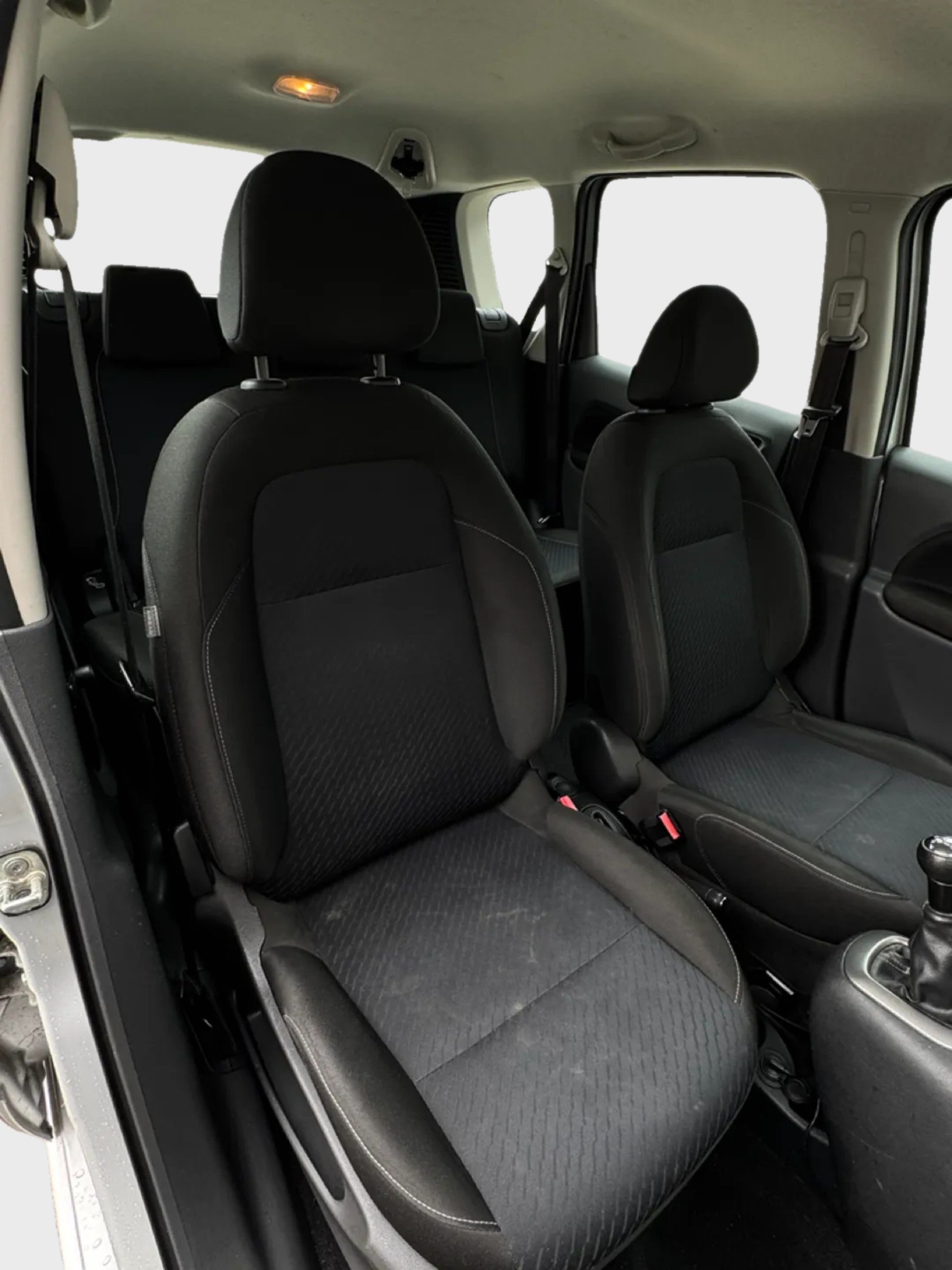 CITROEN C3 Picasso 1.4i 16V Séduction-image-11