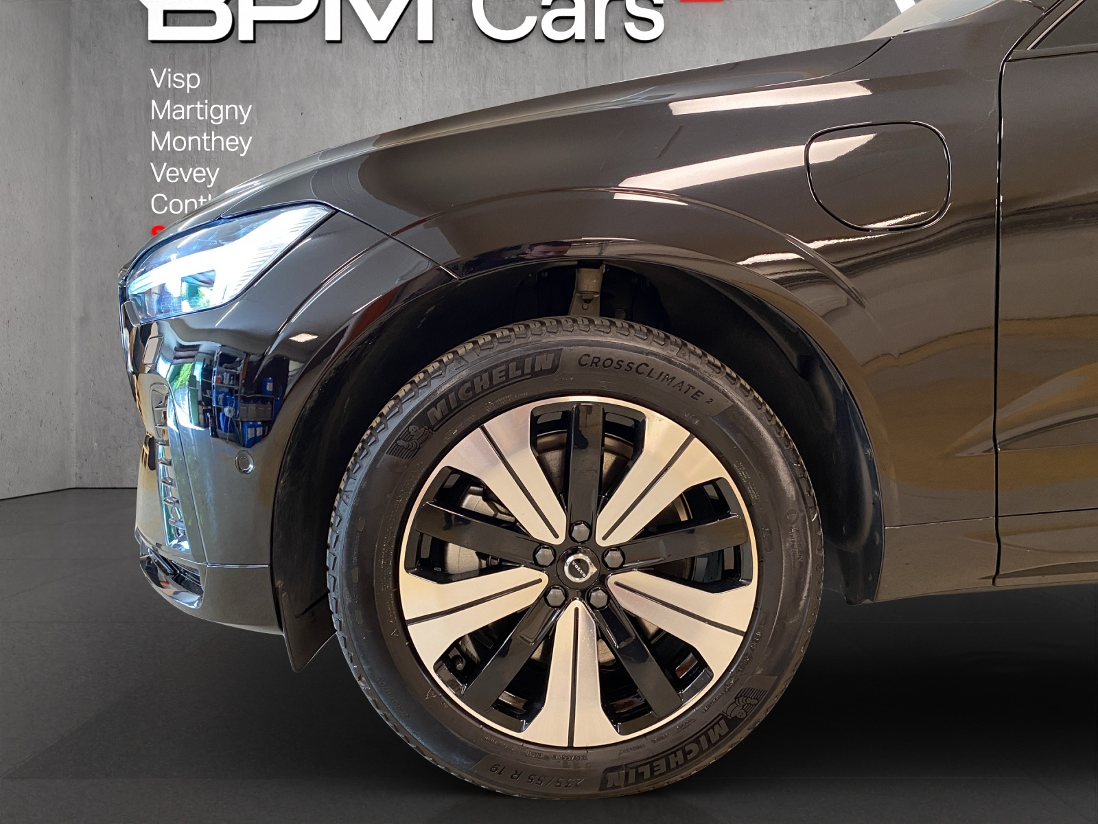 VOLVO XC60 T8 eAWD PluginHybrid Plus Dark Geartronic-image-6