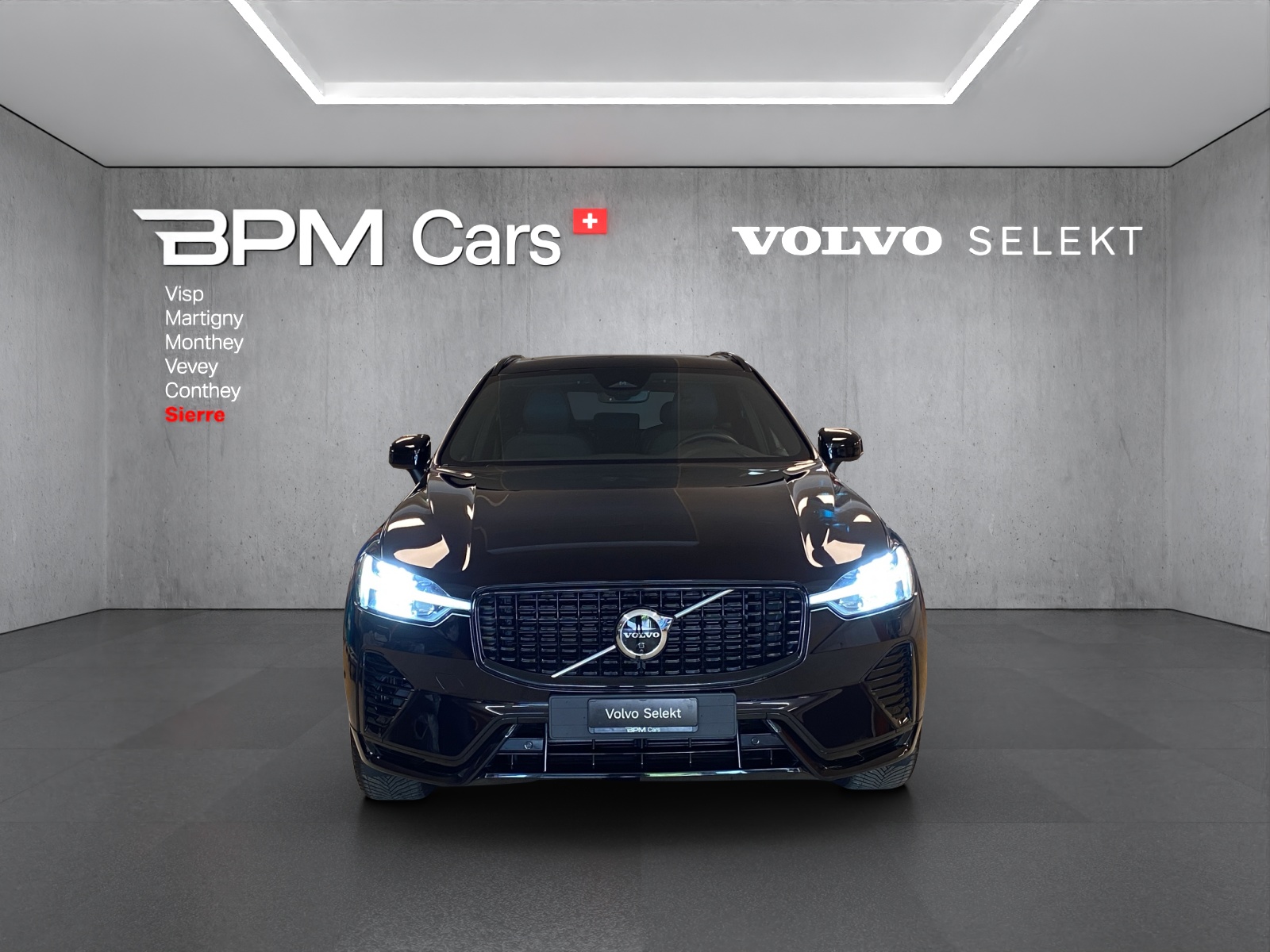 VOLVO XC60 T8 eAWD PluginHybrid Plus Dark Geartronic-showroom-element-2