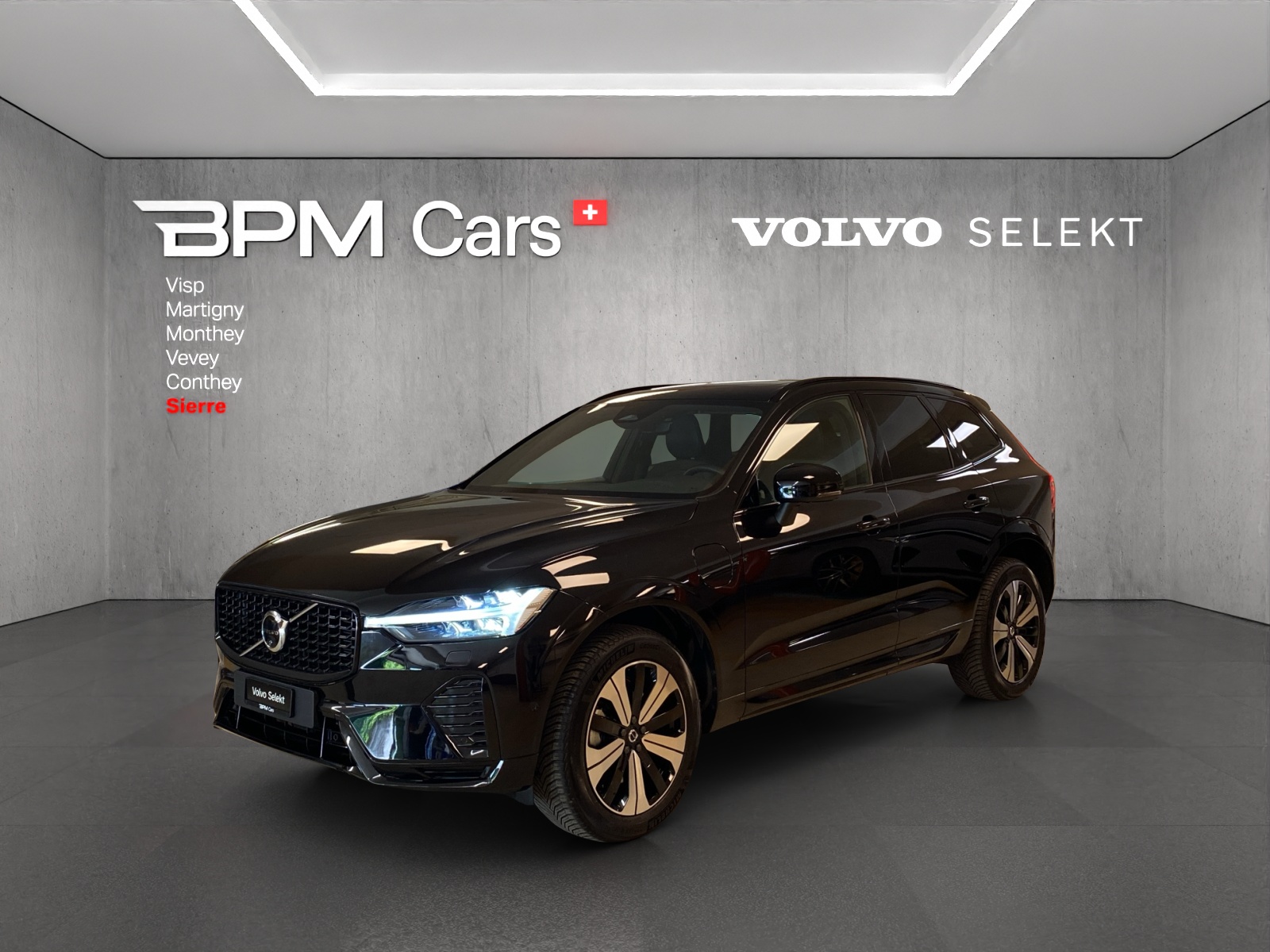 VOLVO XC60 T8 eAWD PluginHybrid Plus Dark Geartronic