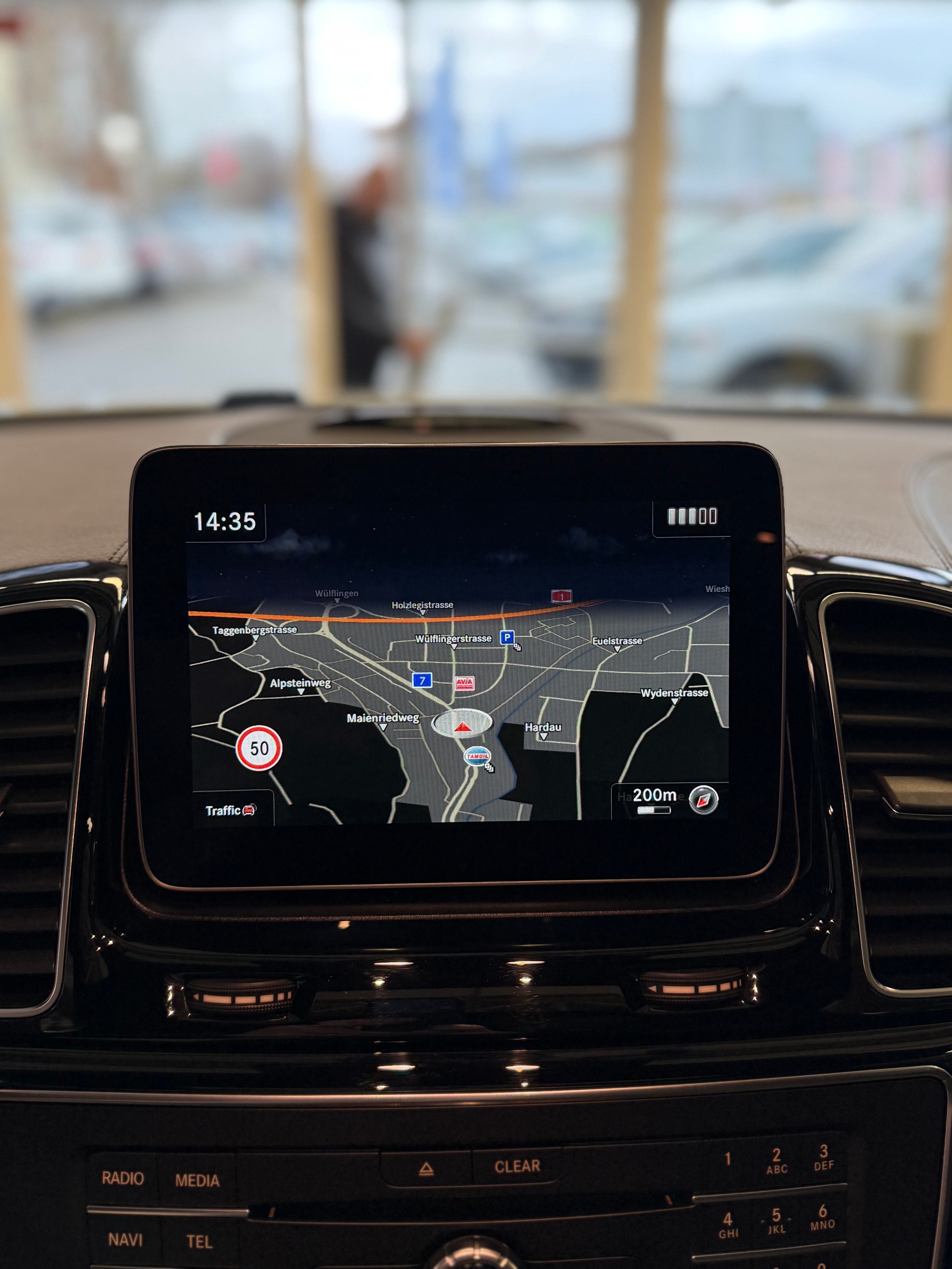 MERCEDES-BENZ GLE 350 d AMG Line Executive 4Matic 9G-Tronic | CH | Night | Panorama | Comand | AHK | Airmatic |-image-15