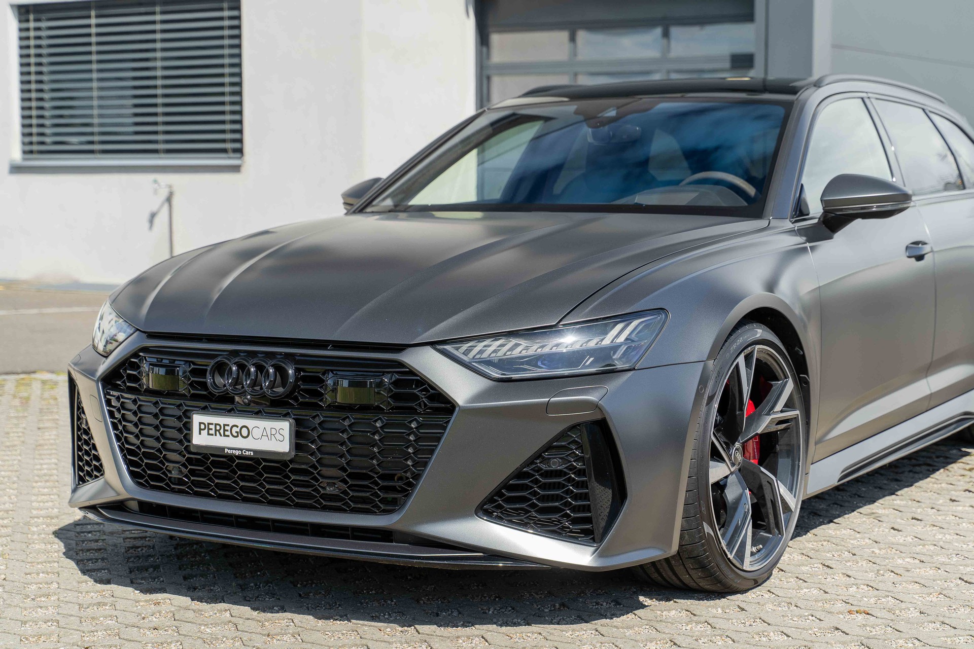 AUDI RS6 Avant 4.0 TFSI V8 quattro-image-13