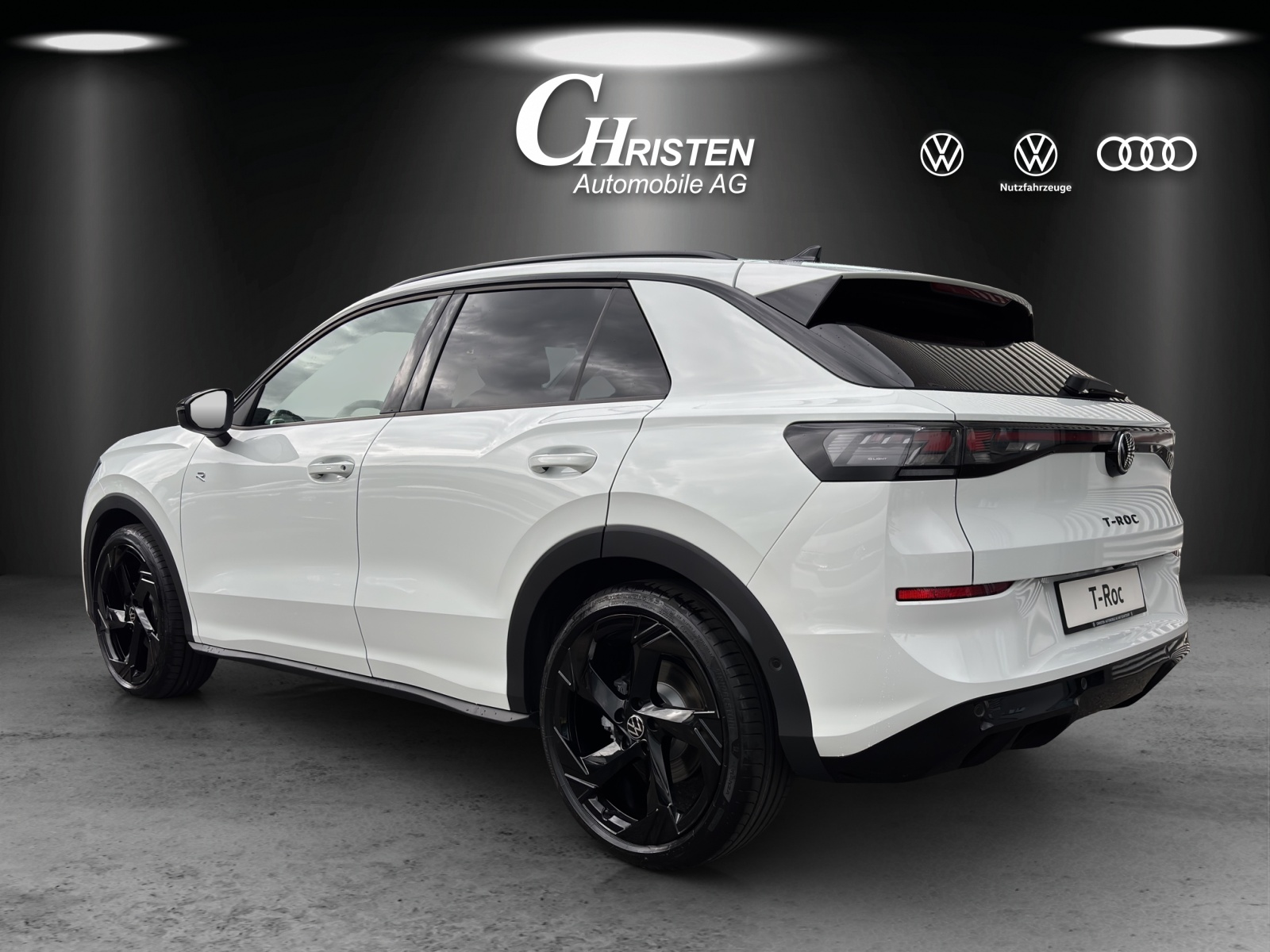 VW T-Roc 1.5 eTSI mHEV R-Line DSG-showroom-element-3