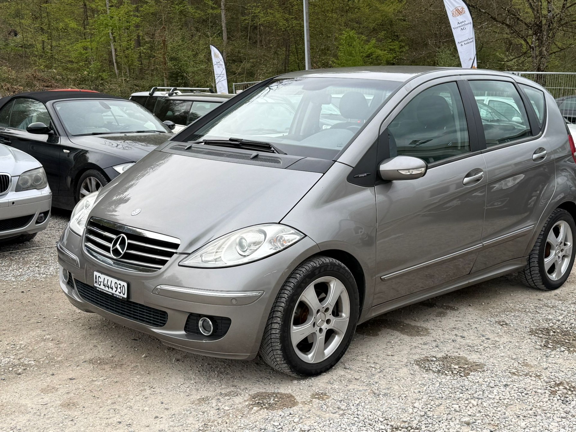 MERCEDES-BENZ A 200 Avantgarde *** AB MFK 12.2025 / Frisch ab Service / Gratis Lieferung ***-showroom-element-1