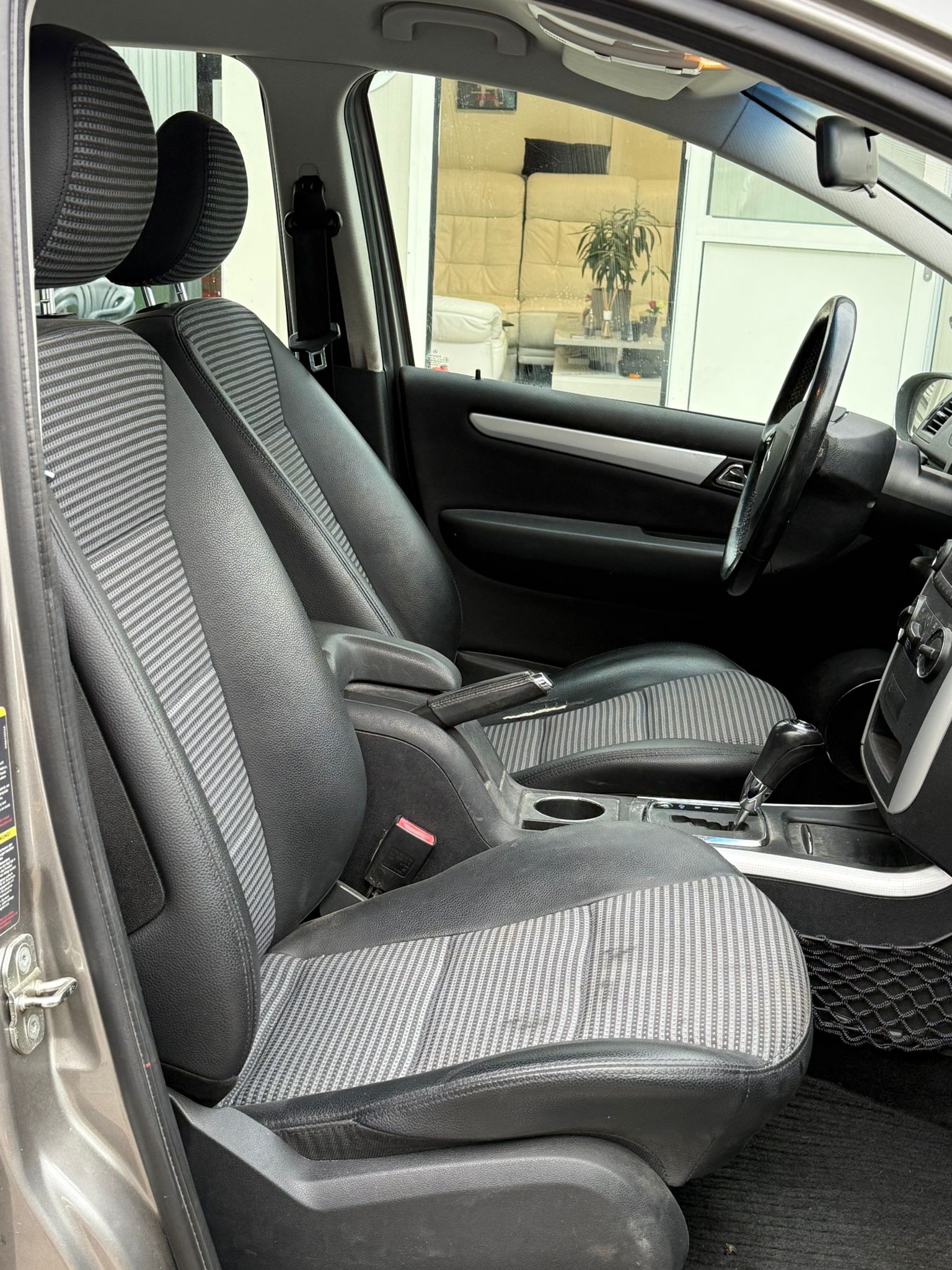 MERCEDES-BENZ A 200 Avantgarde *** AB MFK 12.2025 / Frisch ab Service / Gratis Lieferung ***-image-10