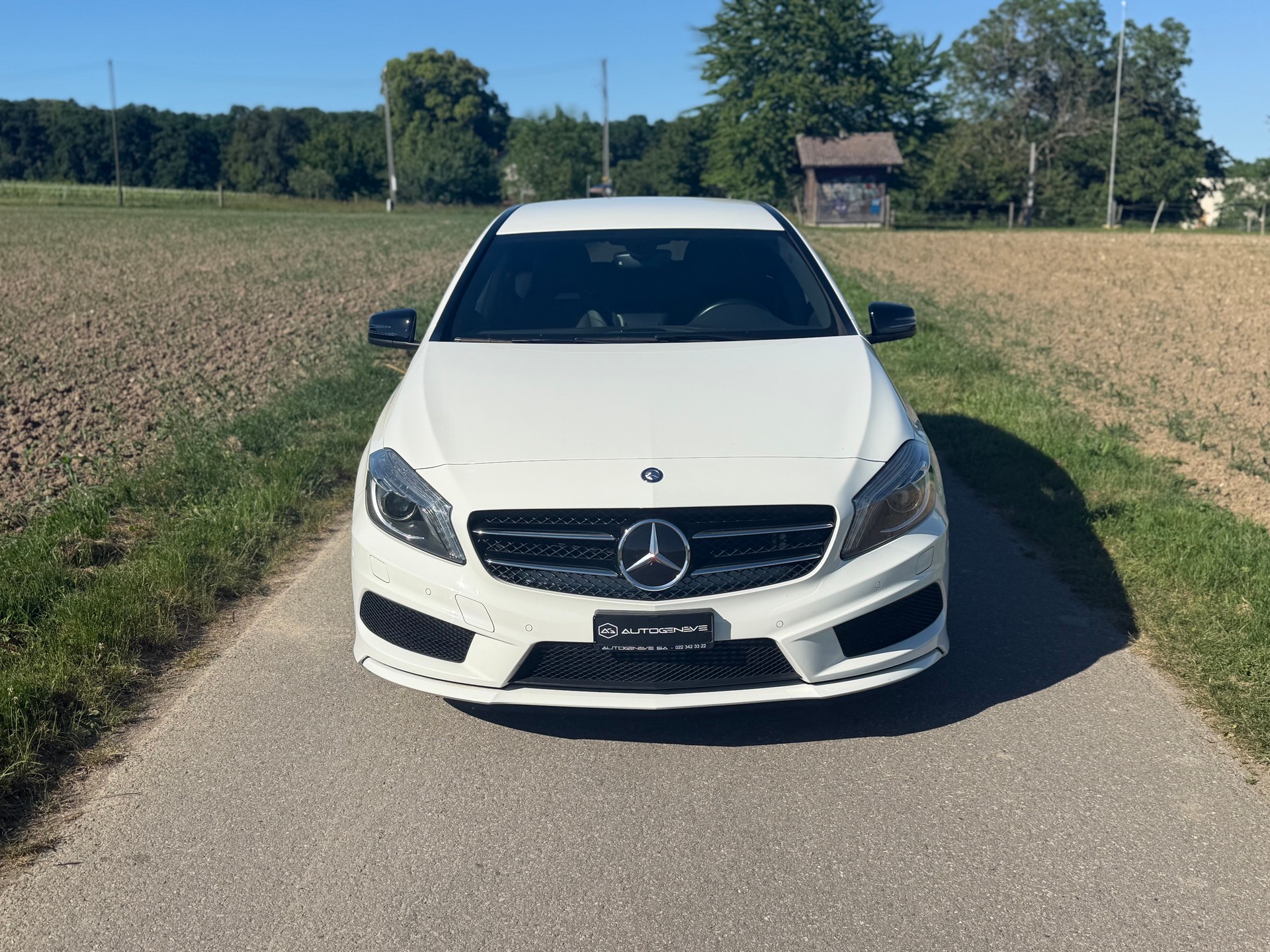MERCEDES-BENZ A 180 AMG Line 7G-DCT