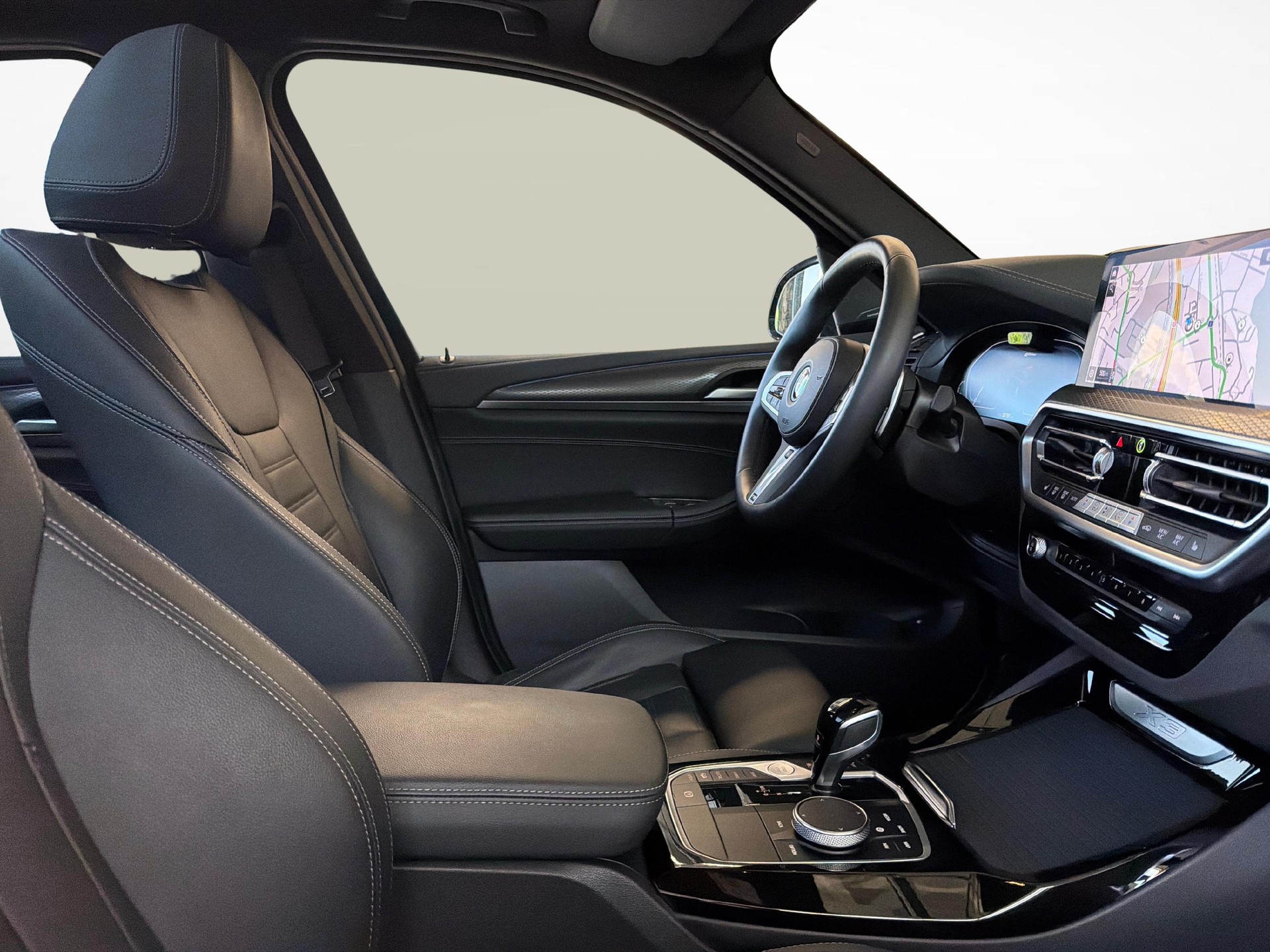 BMW X3 30e xDrive SAG-image-16