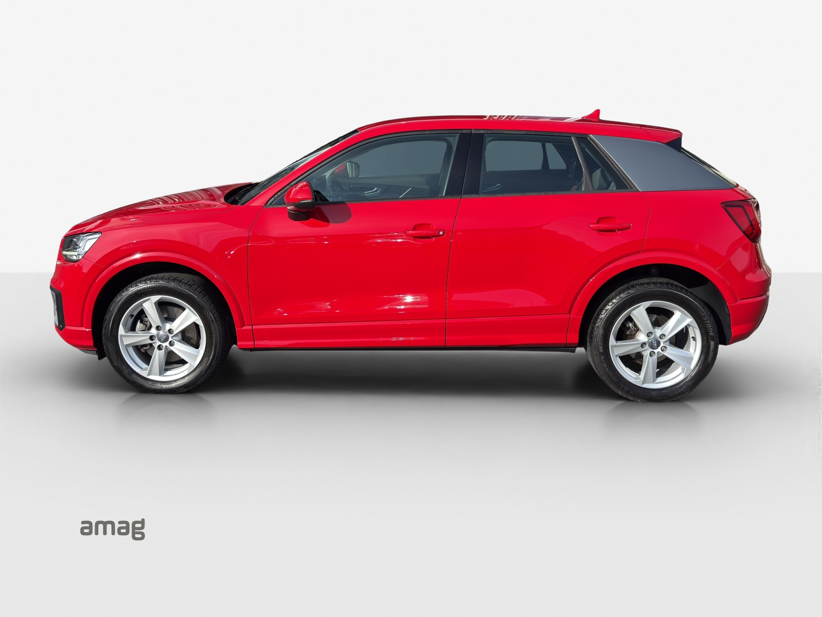 AUDI Q2 1.4 TFSI sport-showroom-element-1