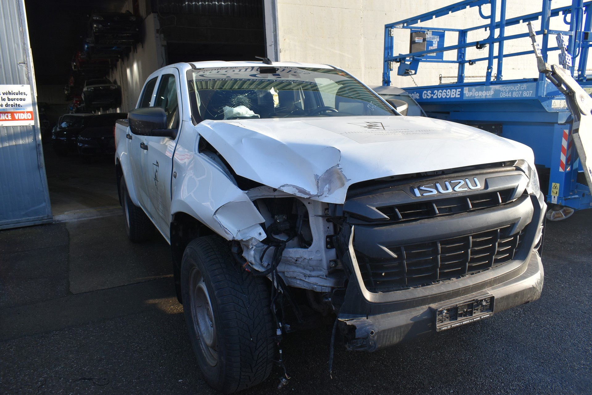 ISUZU D-MAX 1.9 SpaceCab N60B 4x4