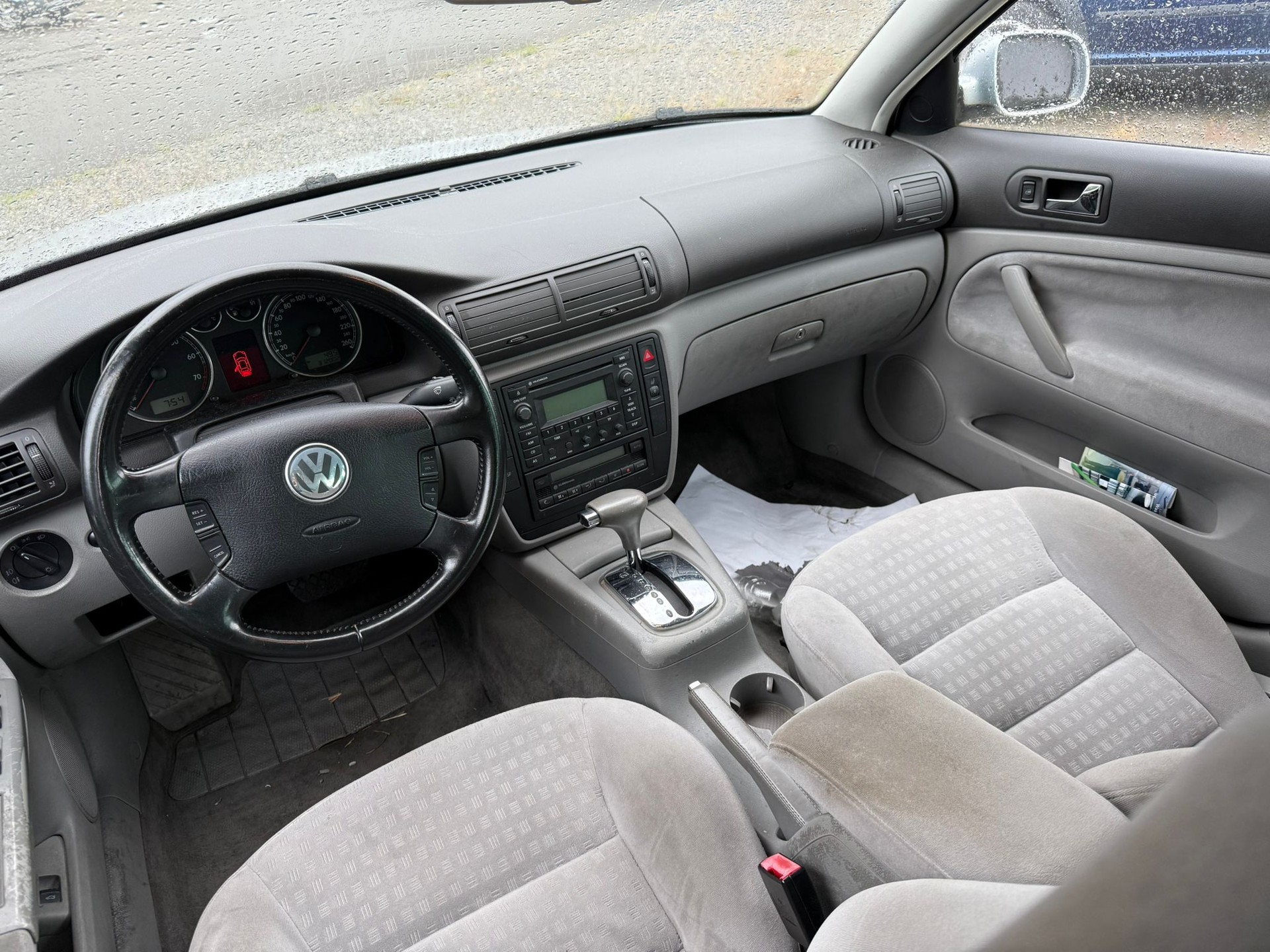 VW Passat Variant 2.0 Comfortline-image-6
