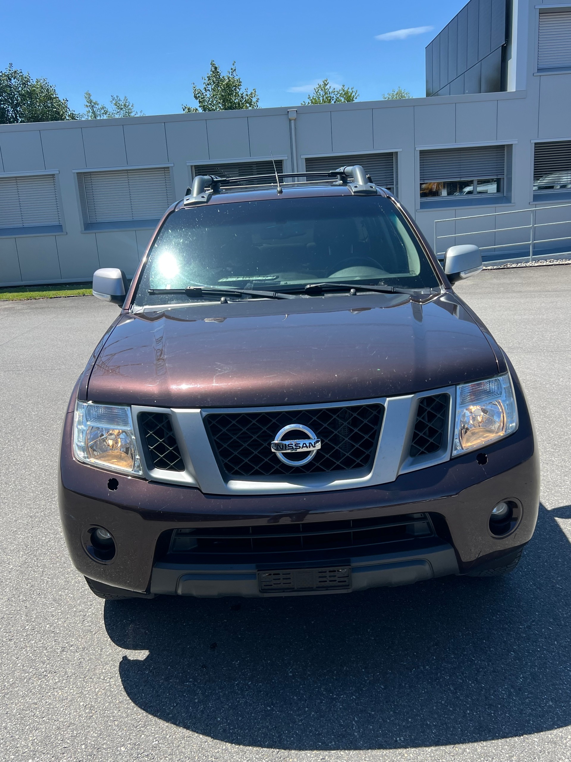 NISSAN Navara Double Cab LE 2.5 dCi 4WD LB Automat