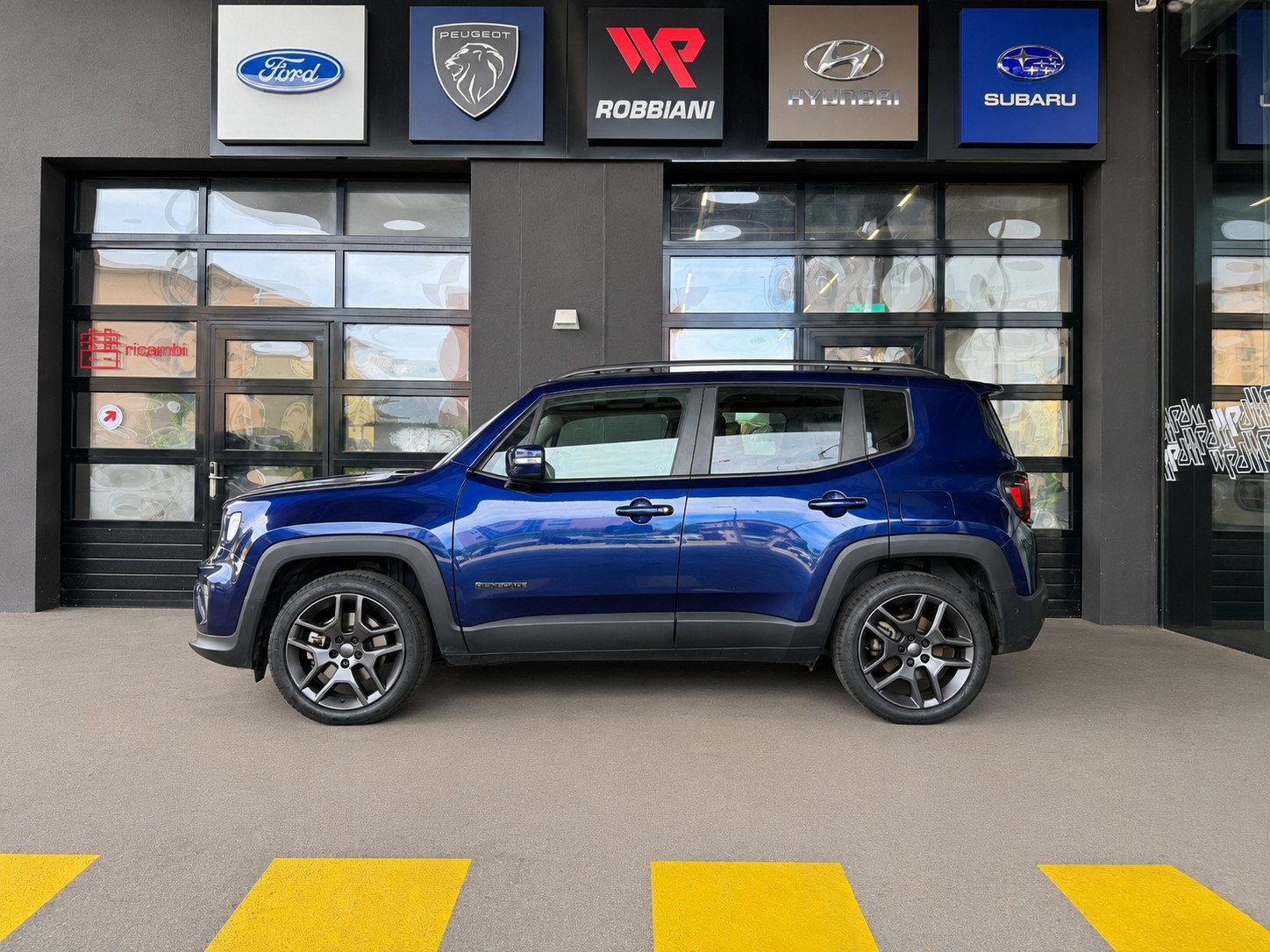 JEEP Renegade 1.3 T PHEV S AWD-showroom-element-1