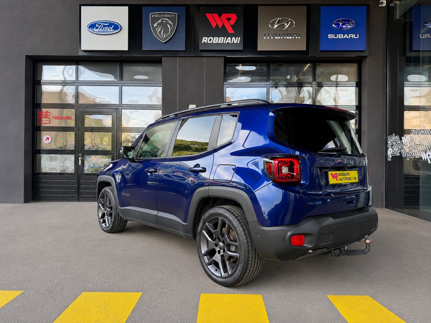 JEEP Renegade 1.3 T PHEV S AWD-showroom-element-2