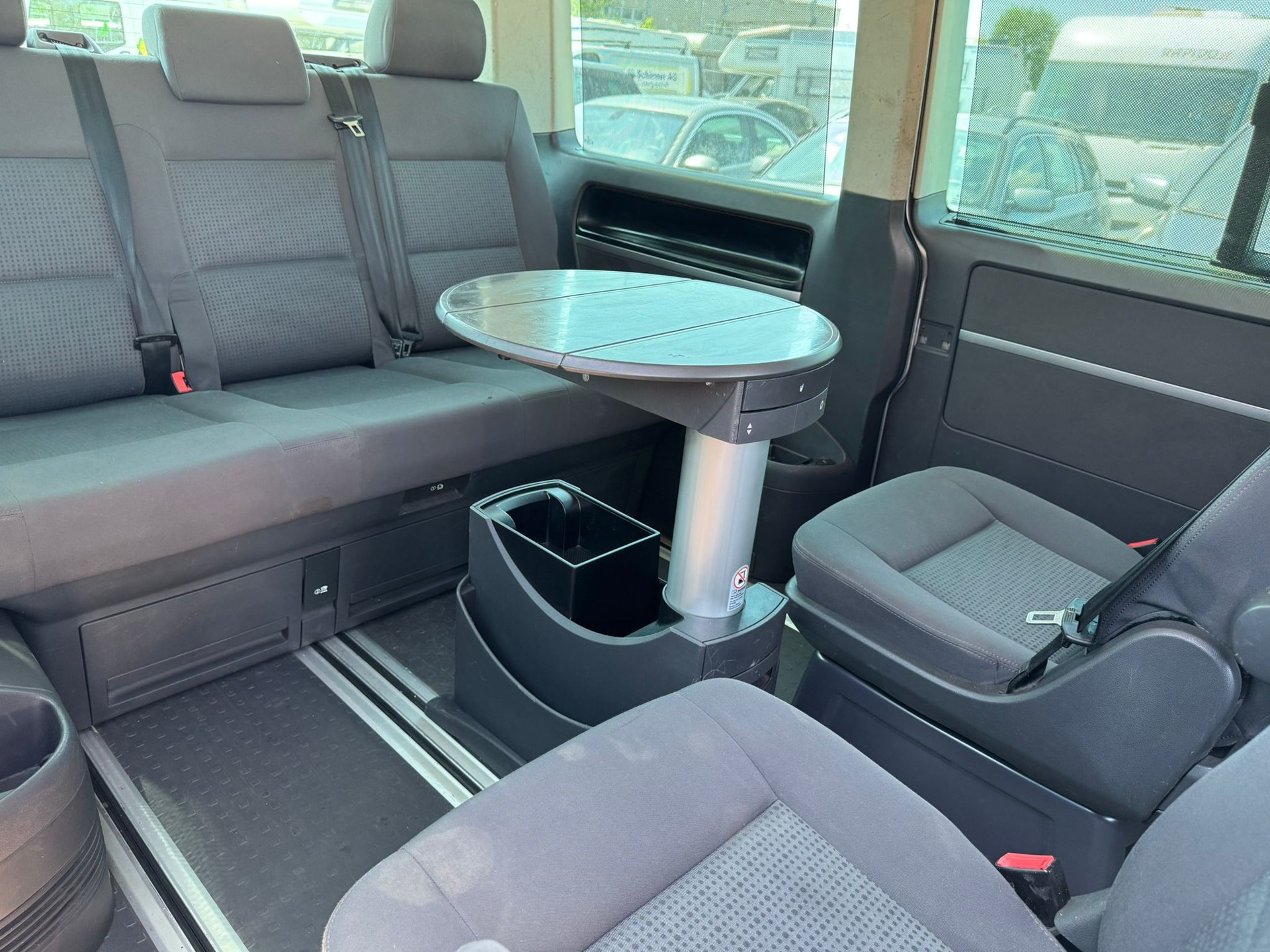 VW T5 Multivan Highline 2.5 TDI 4M-image-8