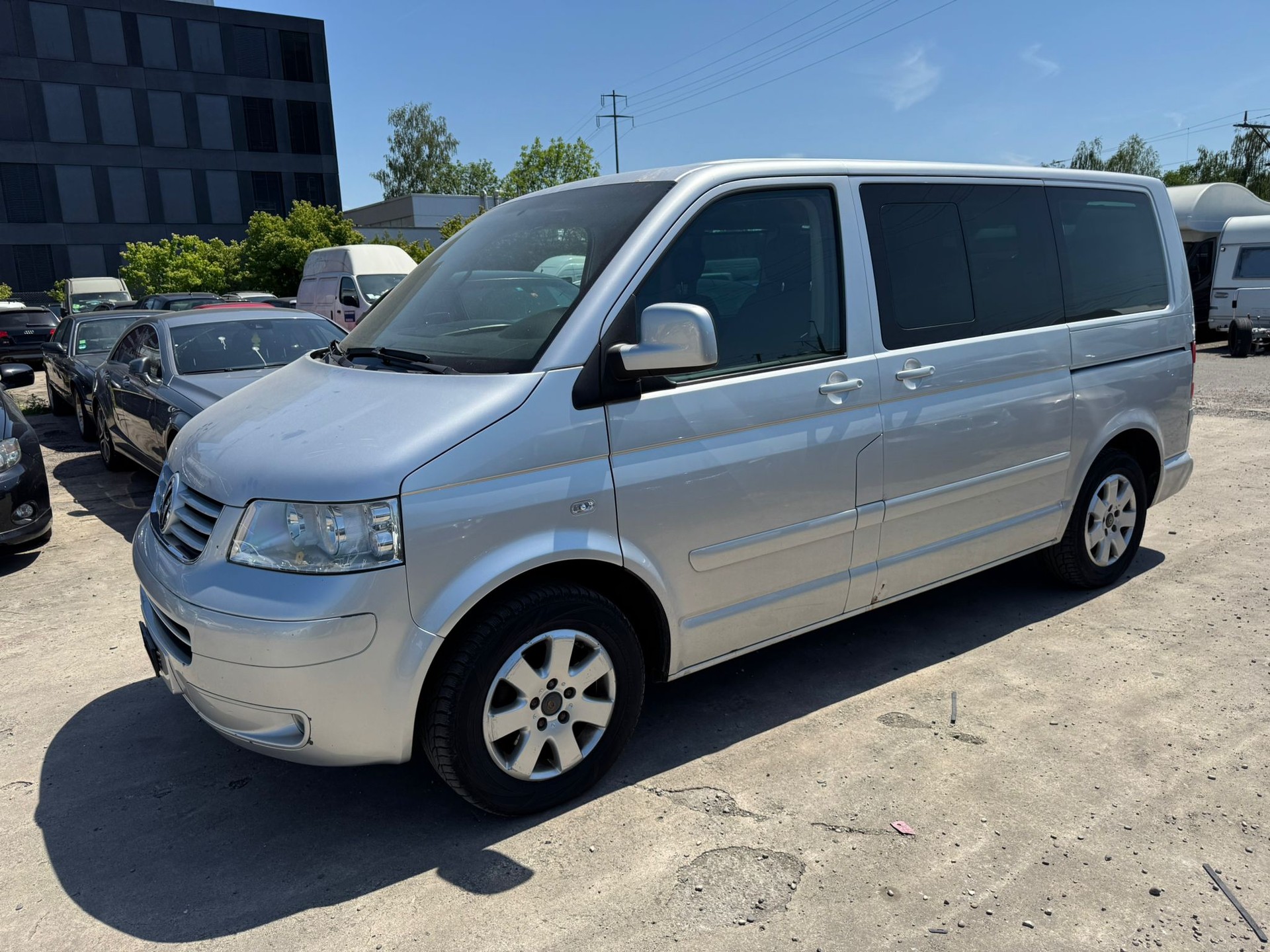 VW T5 Multivan Highline 2.5 TDI 4M-image-1