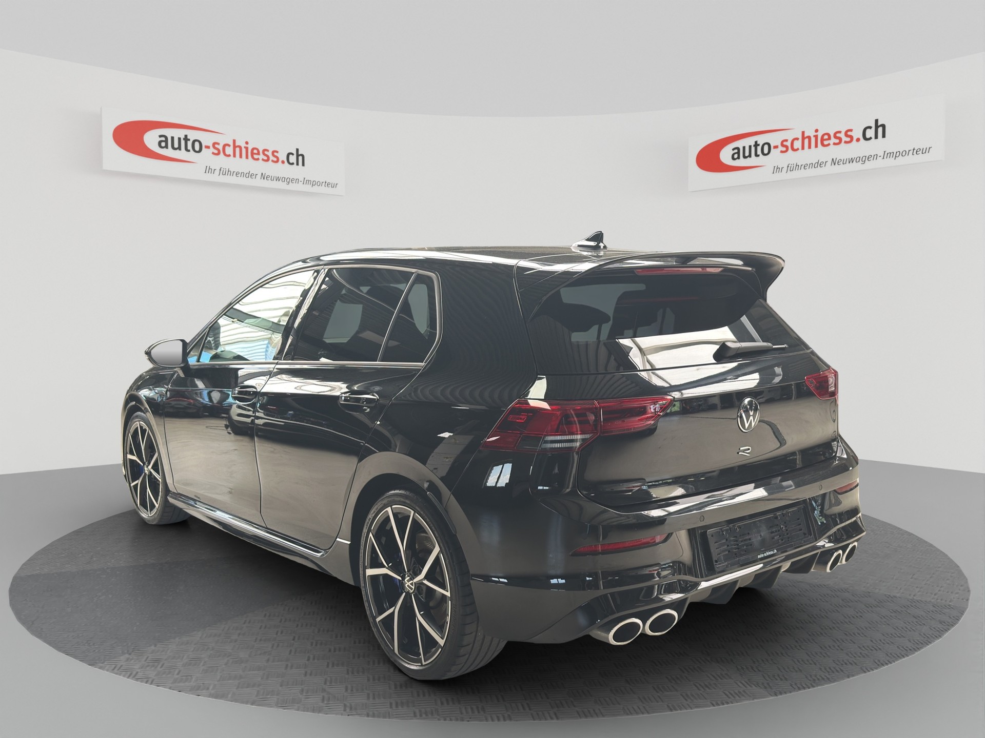 VW Golf 2.0 TSI R DSG 4Motion Performance Black Style-image-2