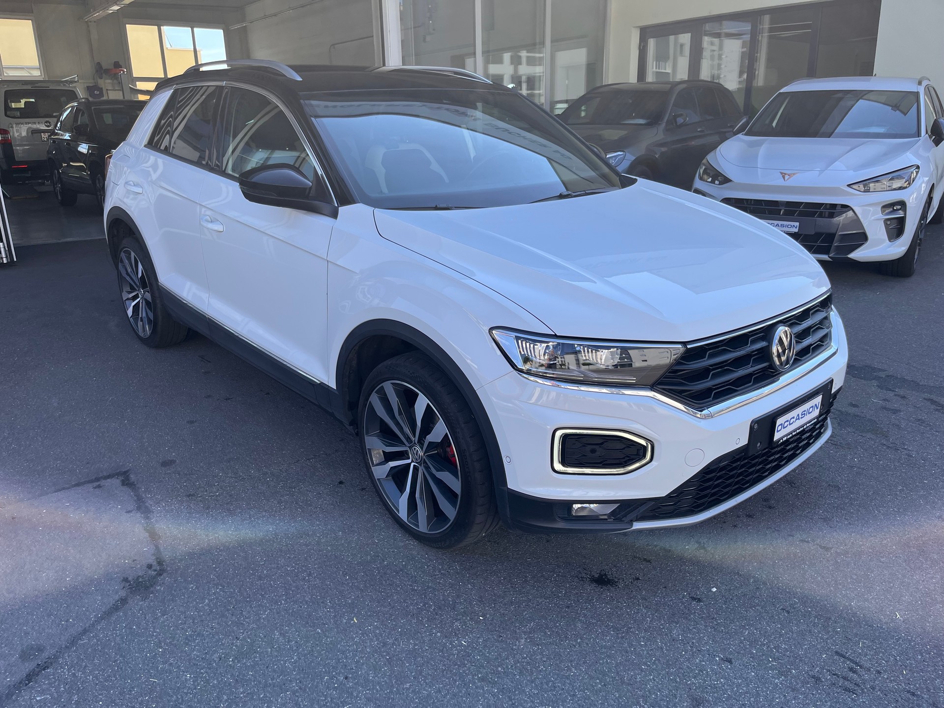 VW T-Roc 1.5 TSI EVO Sport-showroom-element-1