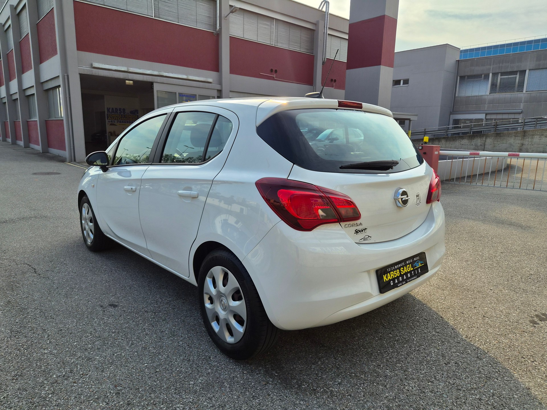 OPEL Corsa 1.4 EcoTec 120 Years Edition-image-3
