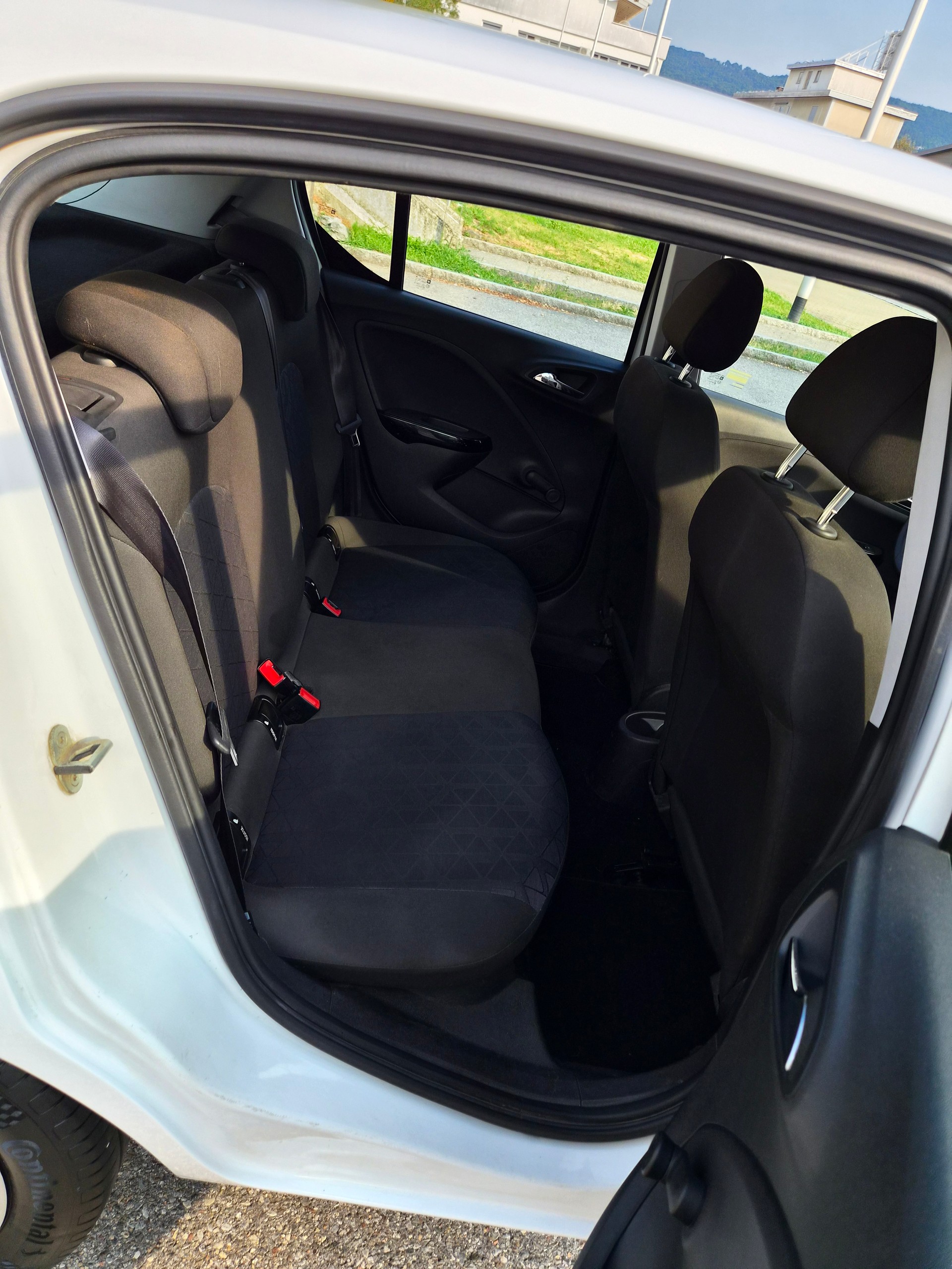 OPEL Corsa 1.4 EcoTec 120 Years Edition-image-5